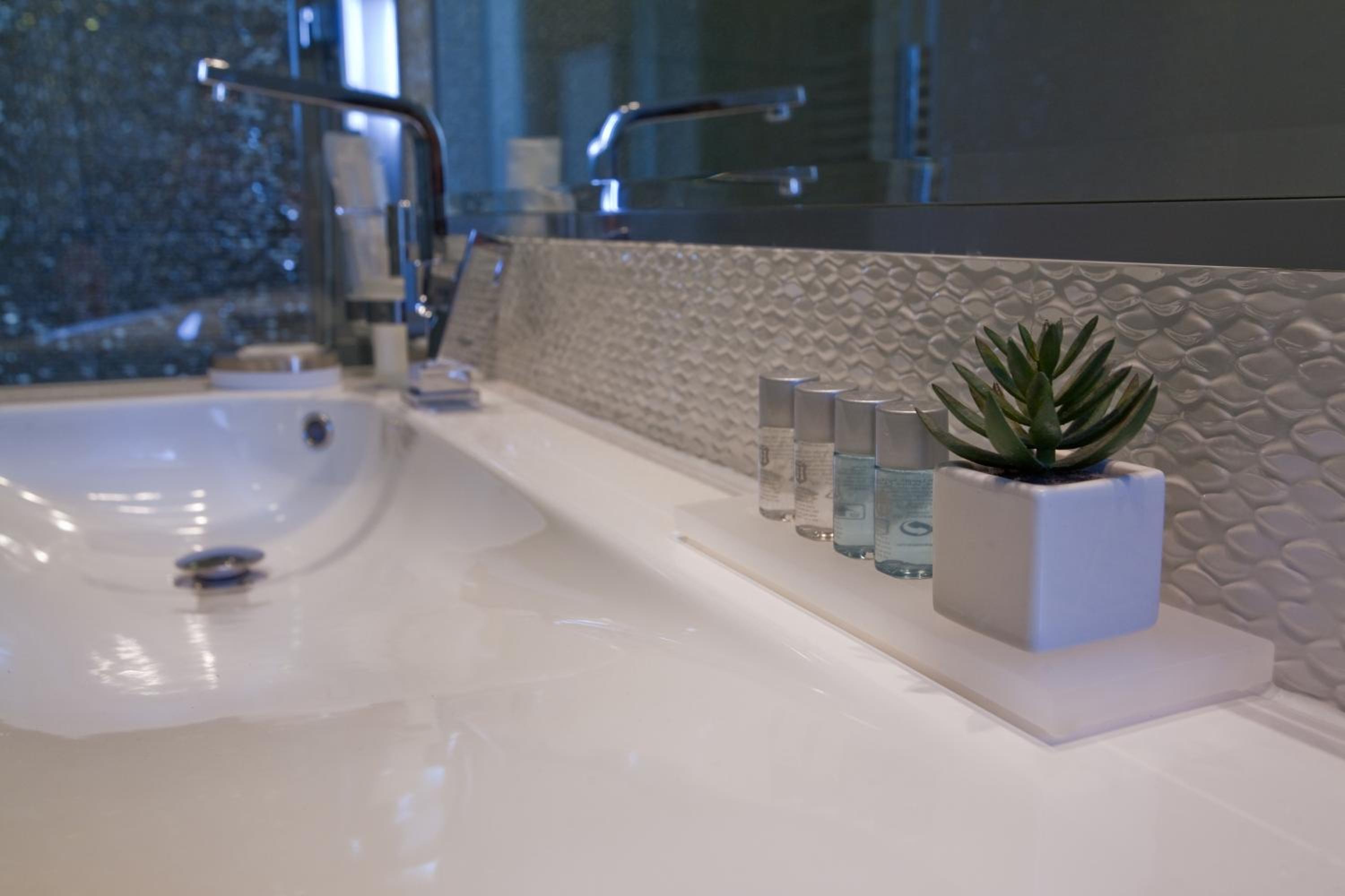 Speruna Luxury Inn