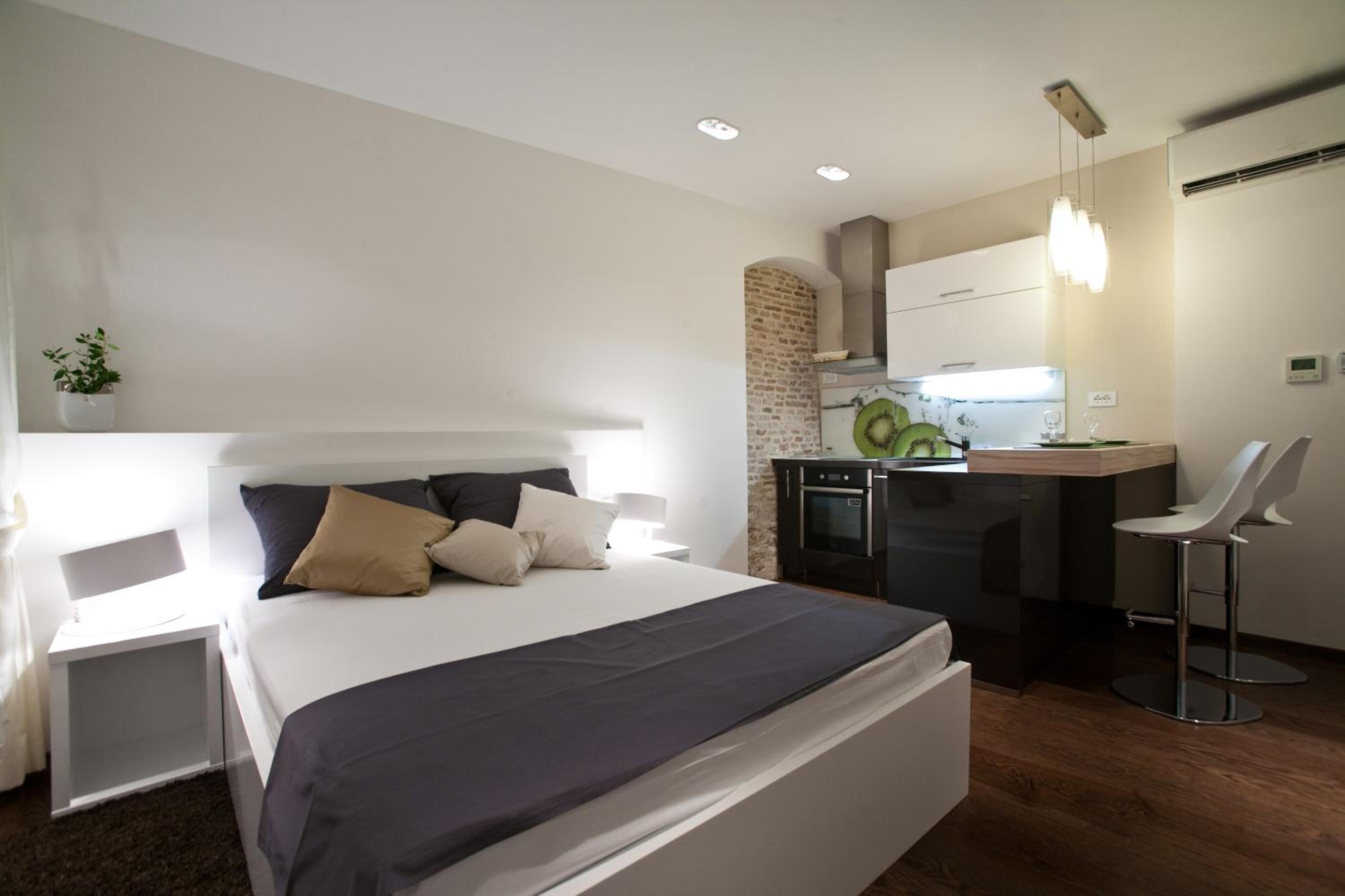 Speruna Luxury Inn
