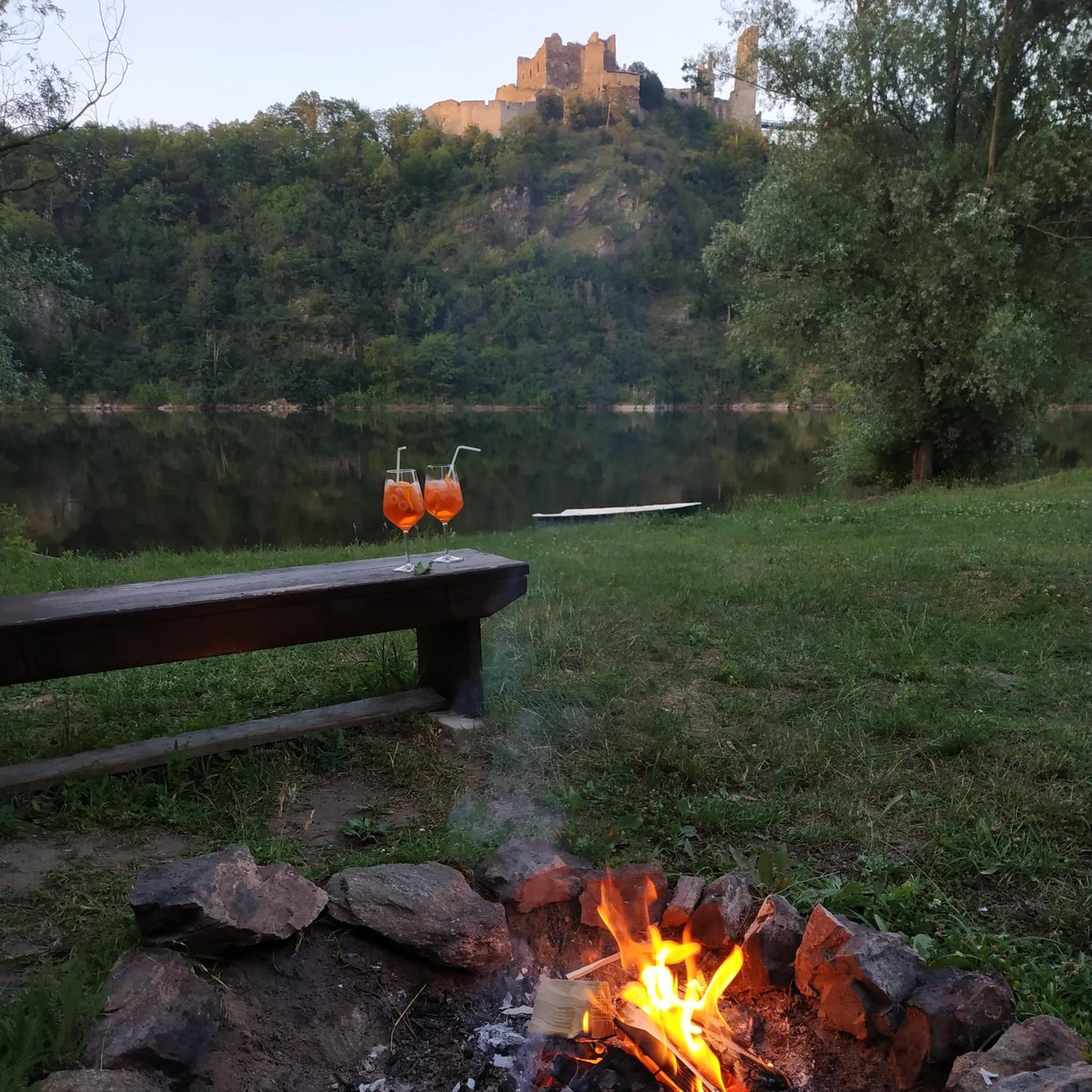 Pod hradem Cornštejn