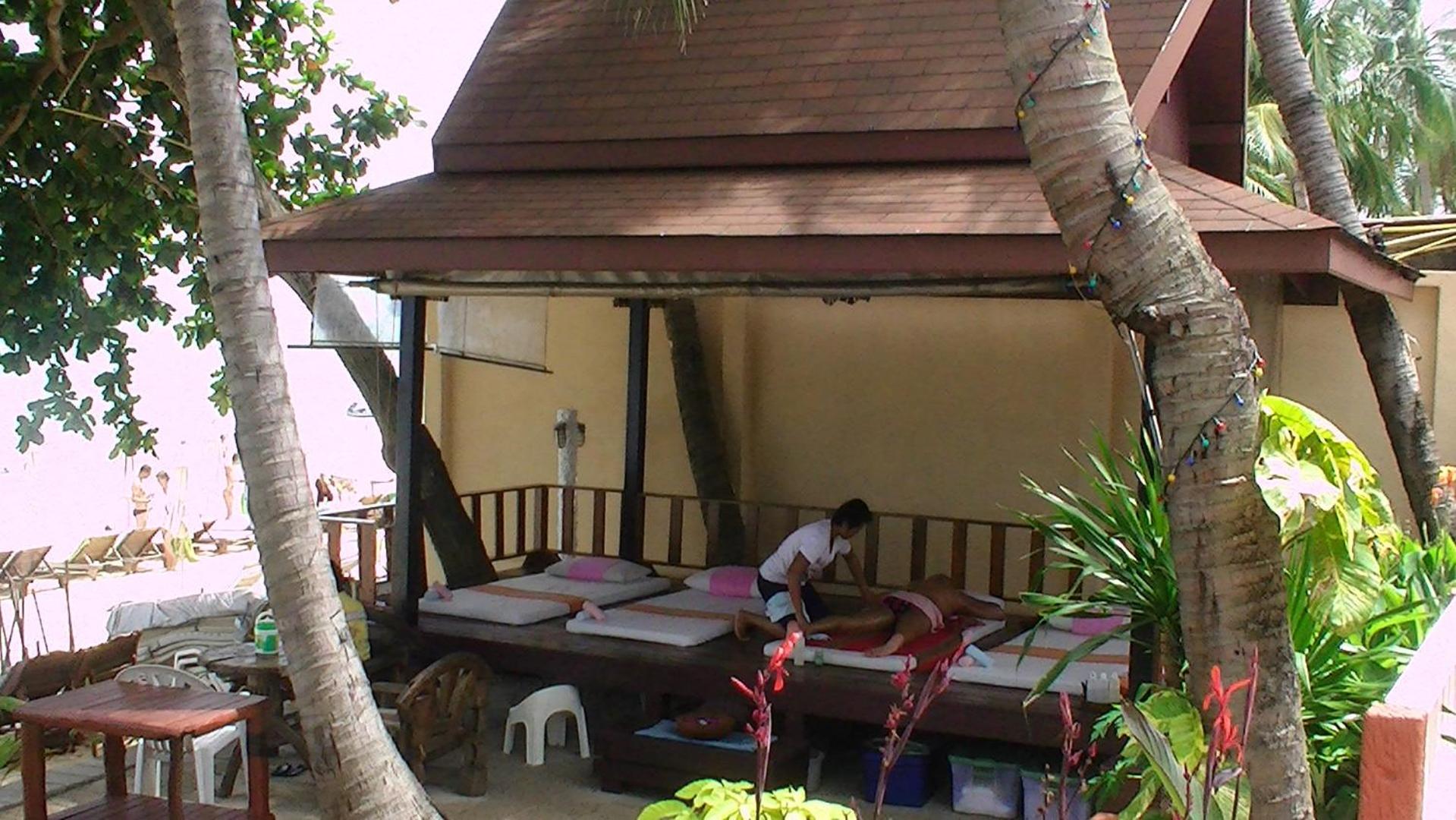 Utopia Resort