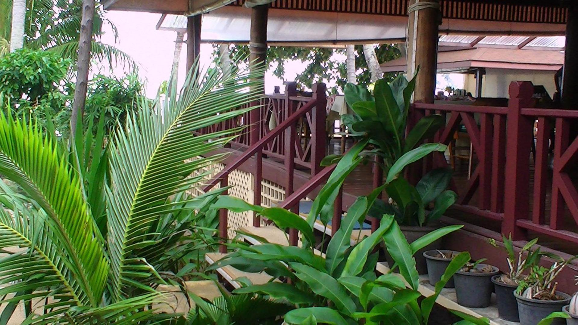 Utopia Resort