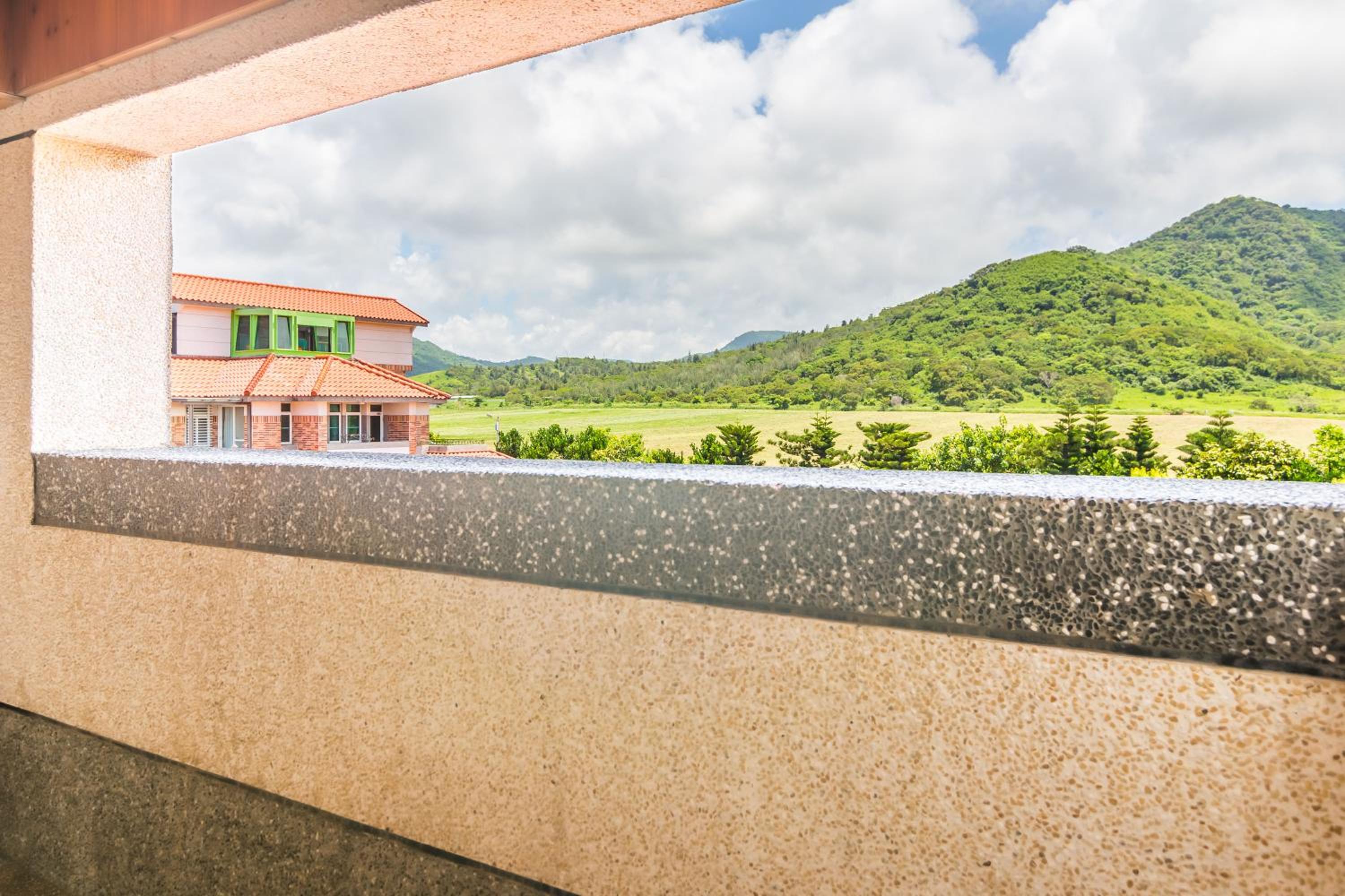 Kenting Maya-House B&B