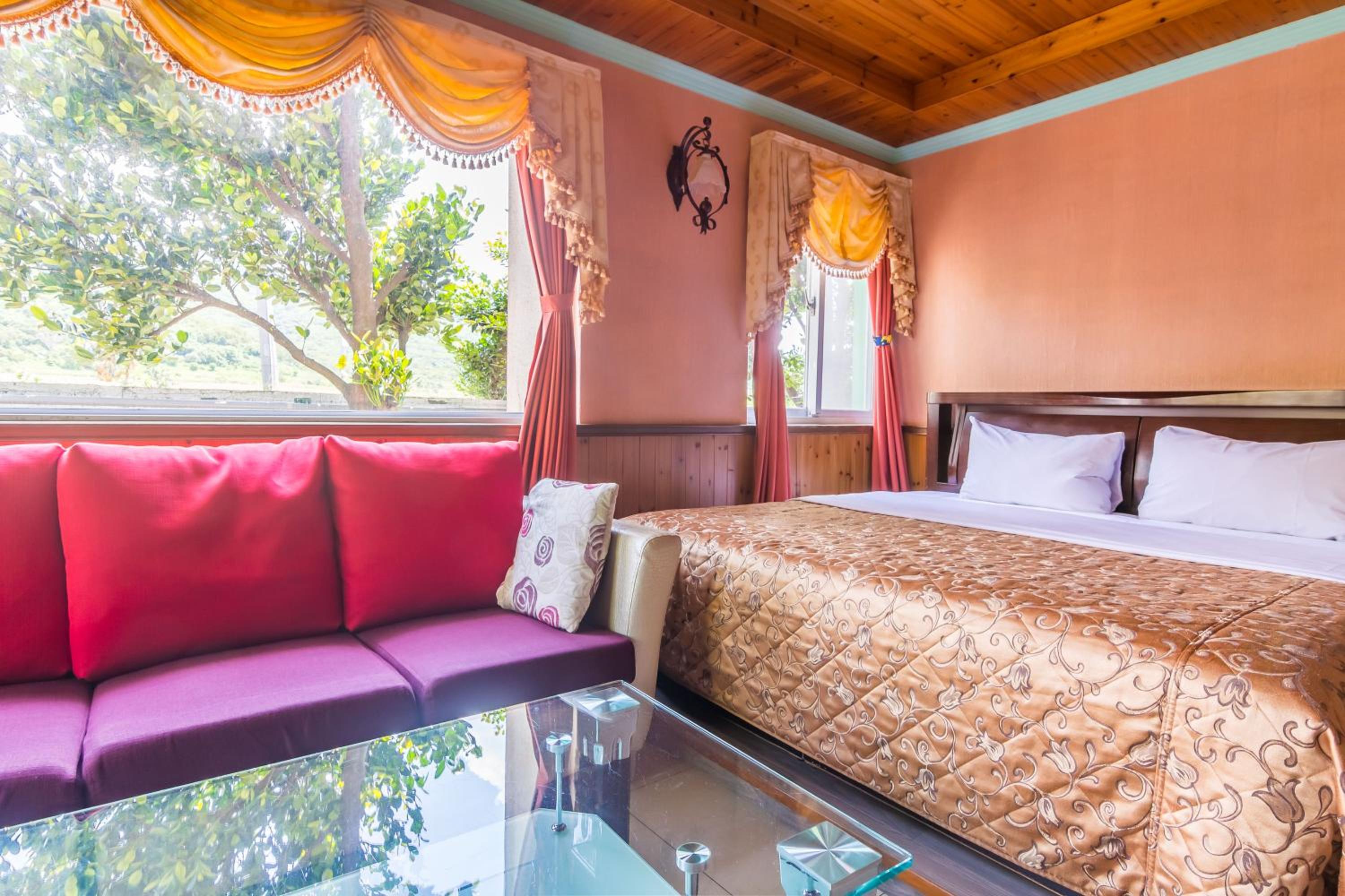 Kenting Maya-House B&B