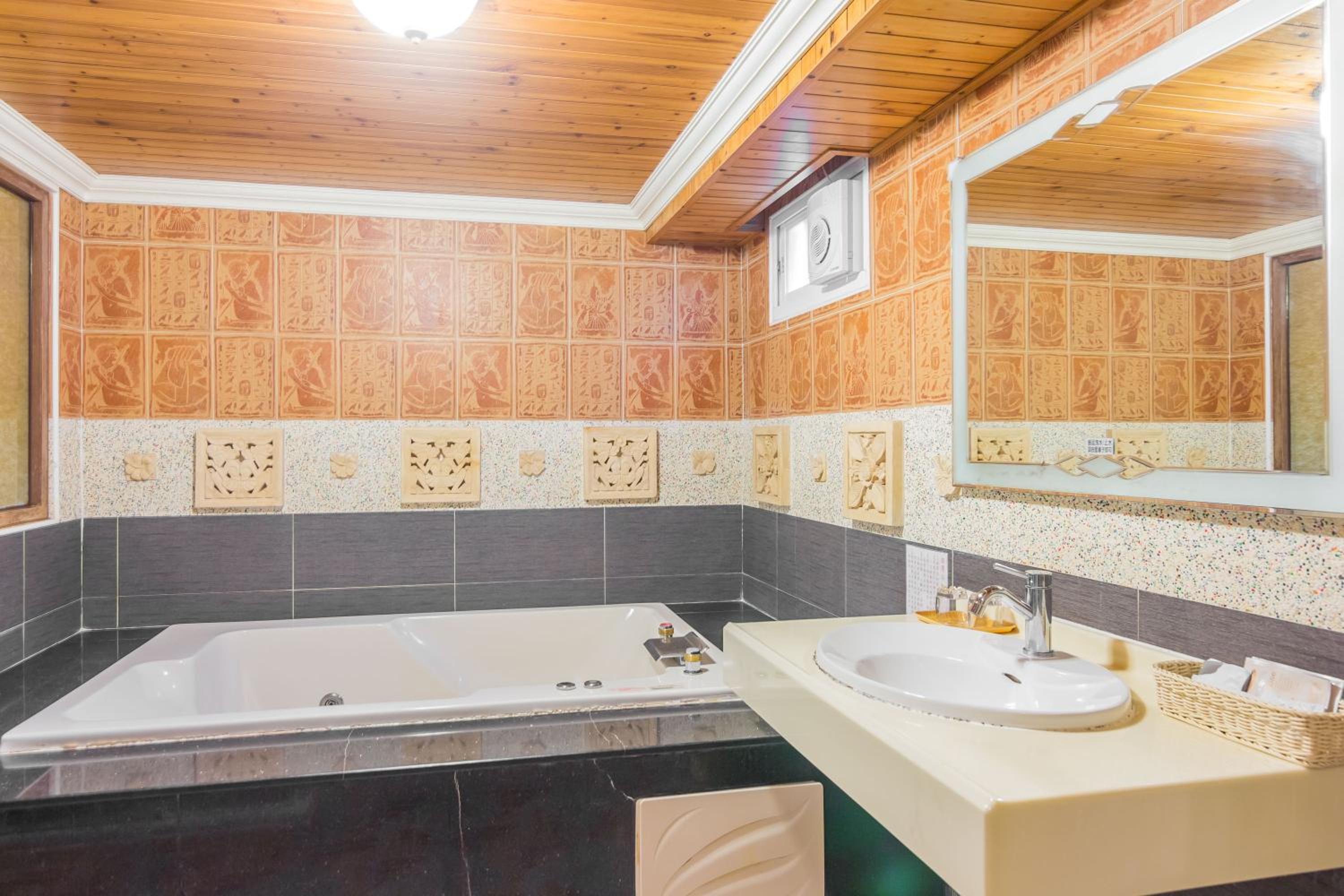 Kenting Maya-House B&B