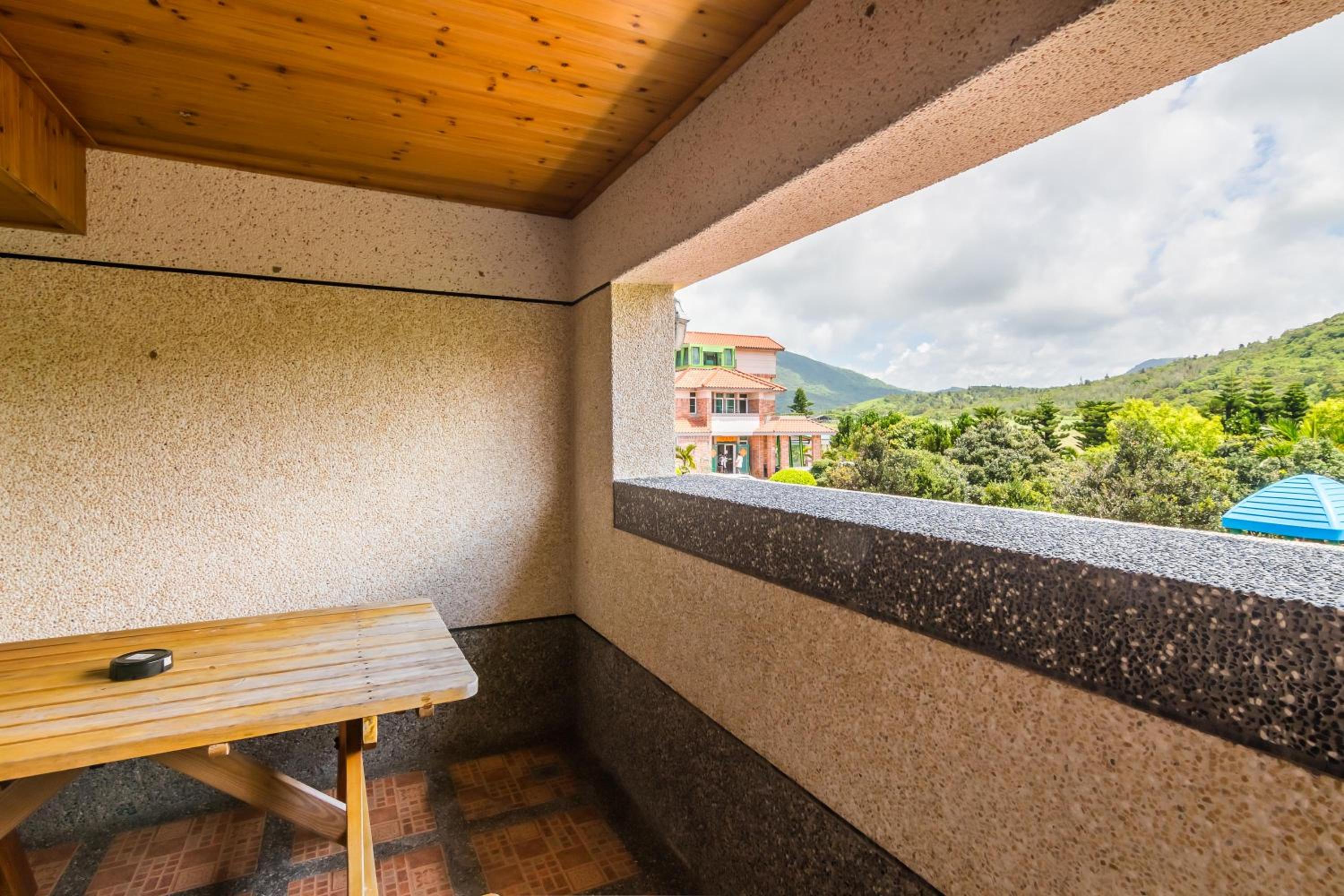 Kenting Maya-House B&B