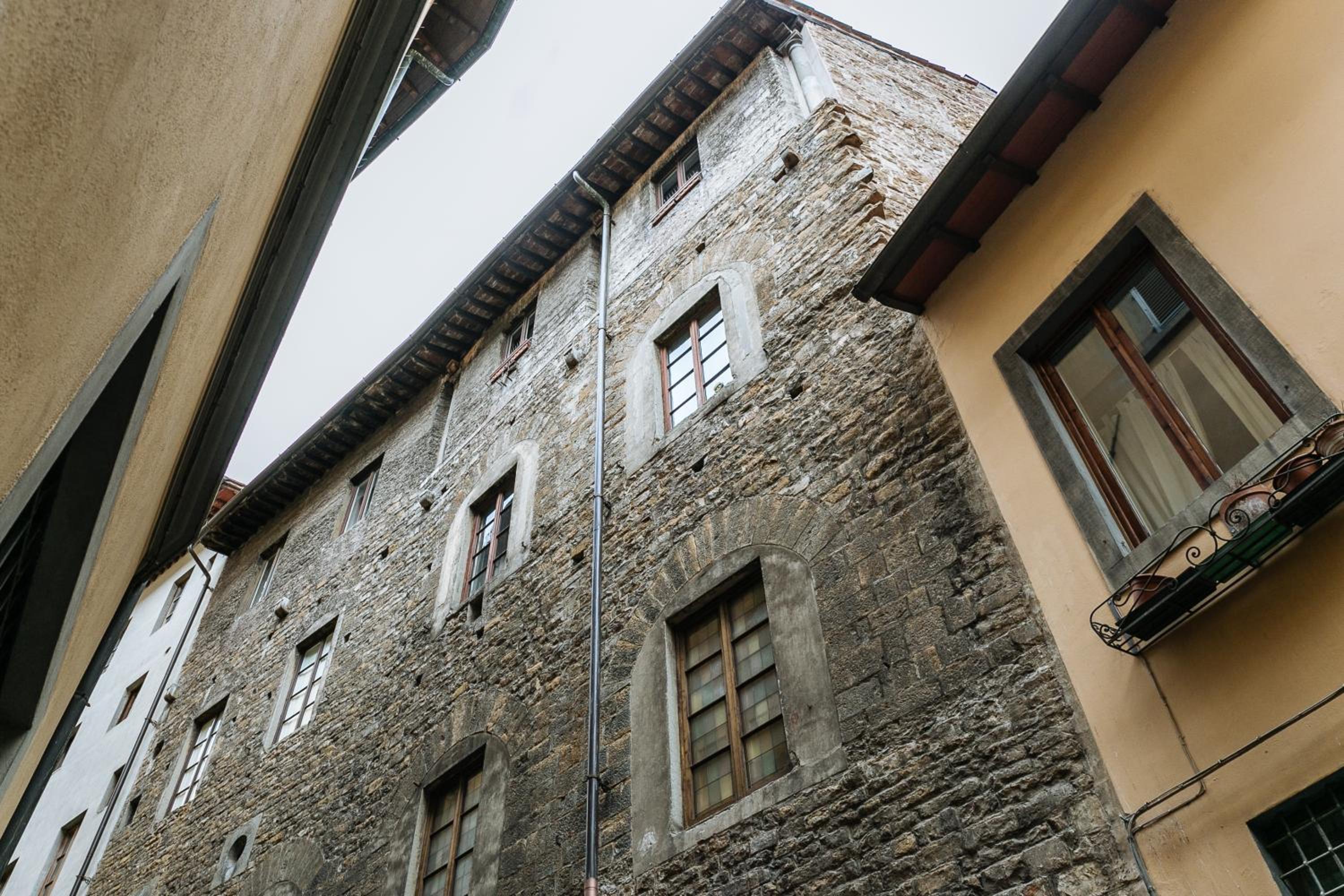 Historical stone house, in the amazing centre of Florence!