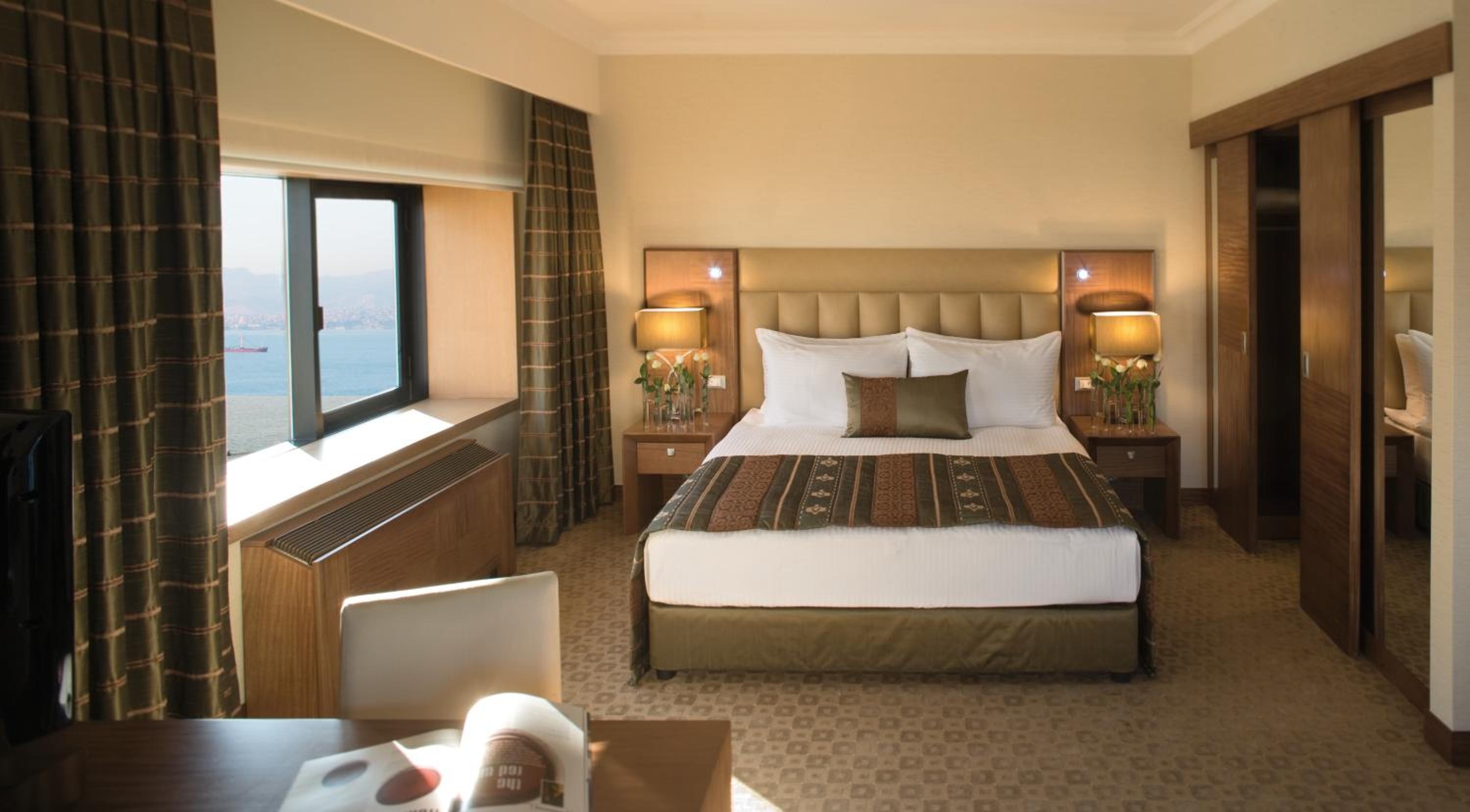 Mövenpick Hotel Izmir - Image 51