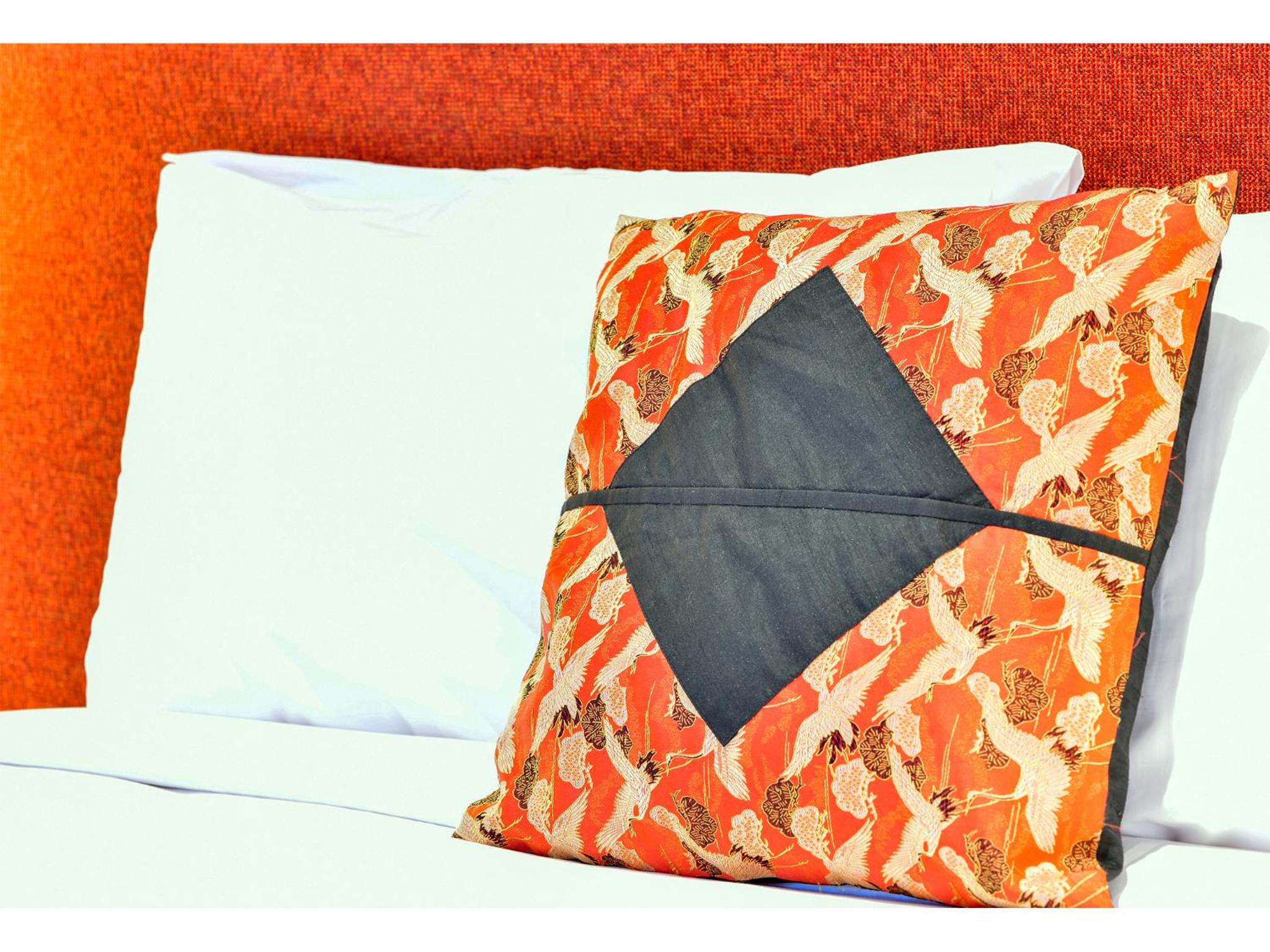 Crossroads Ecomotel