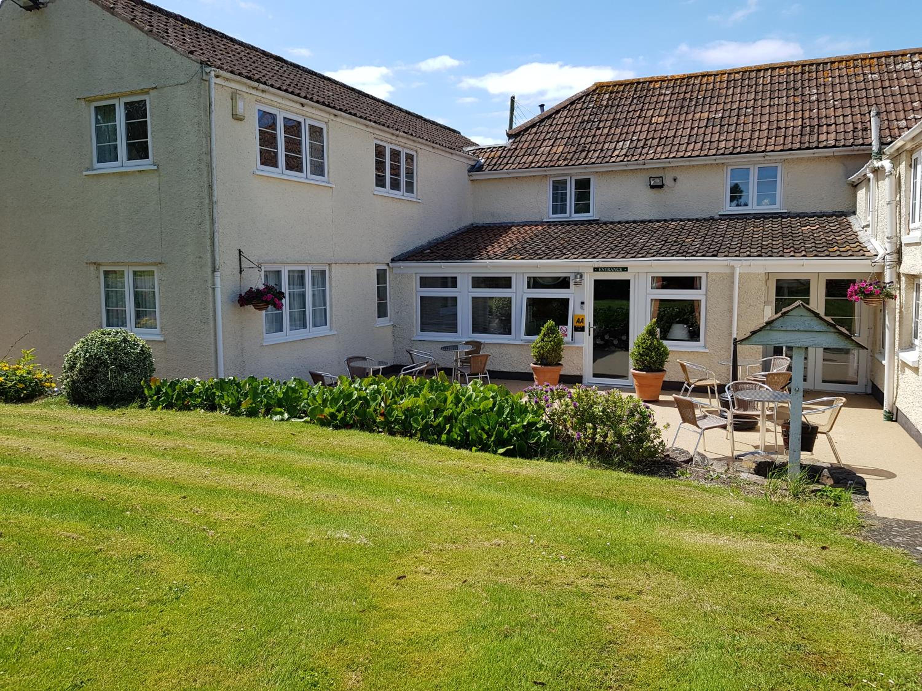 Bridgwater Vacations - Apple Tree Hotel - Property Image 11