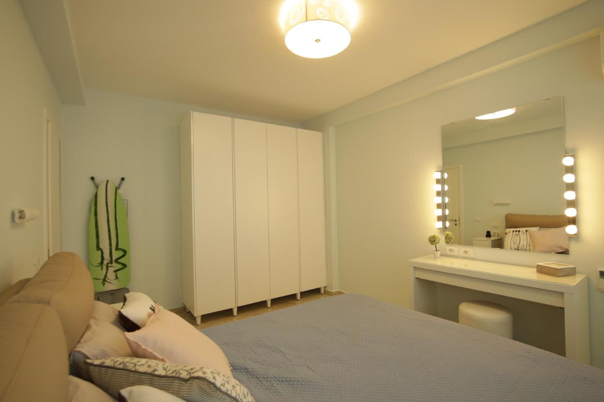 White Sea View Residence