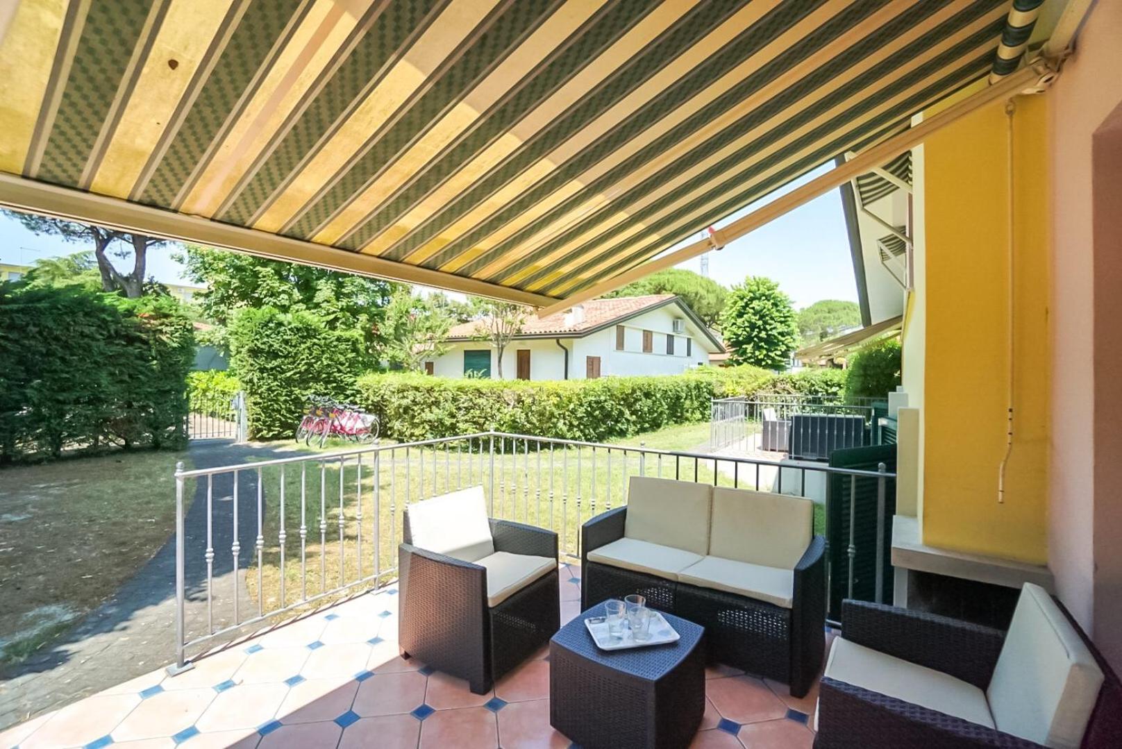Villa Girasole view 2
