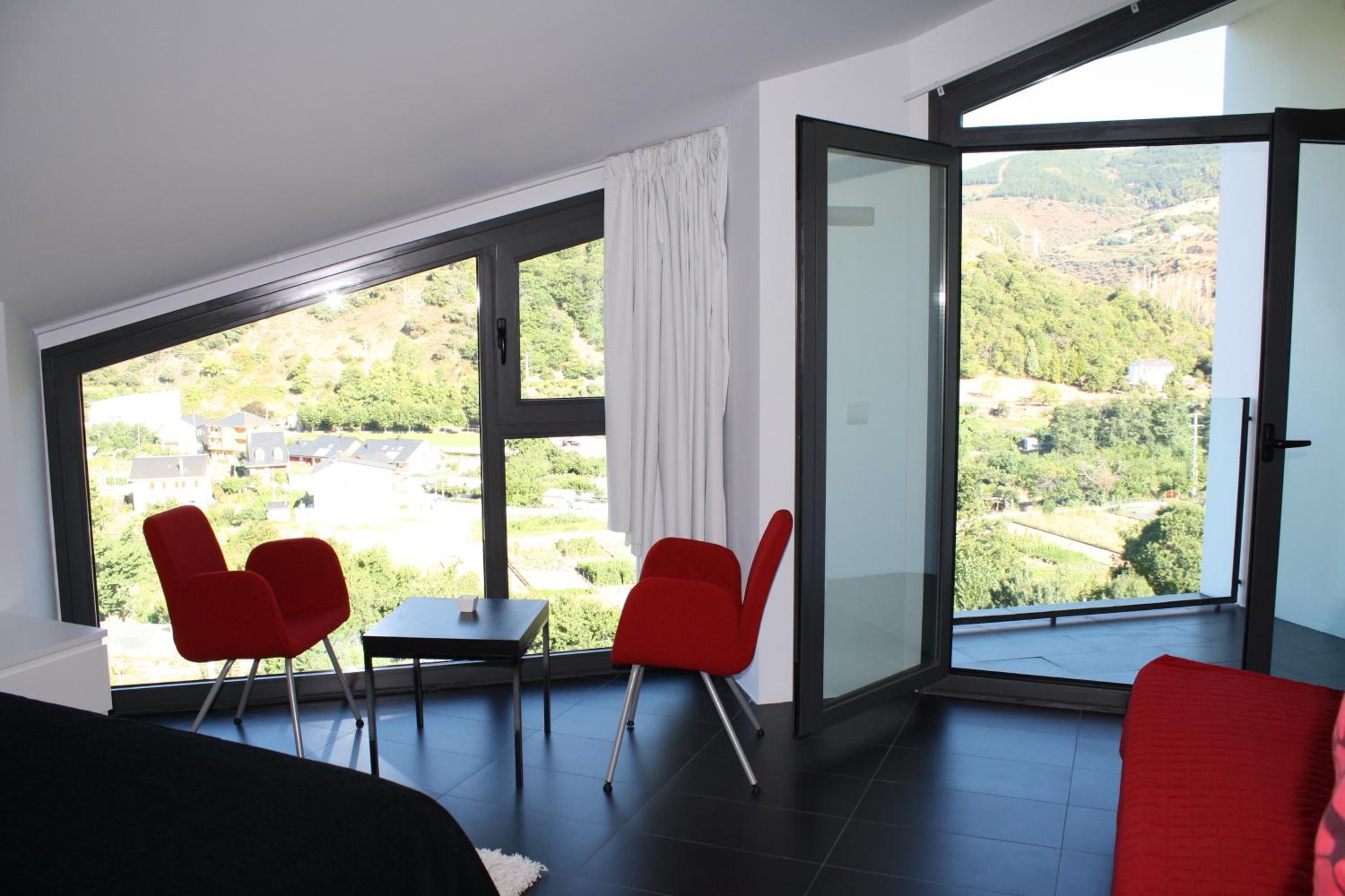Hostal Tres Campanas
