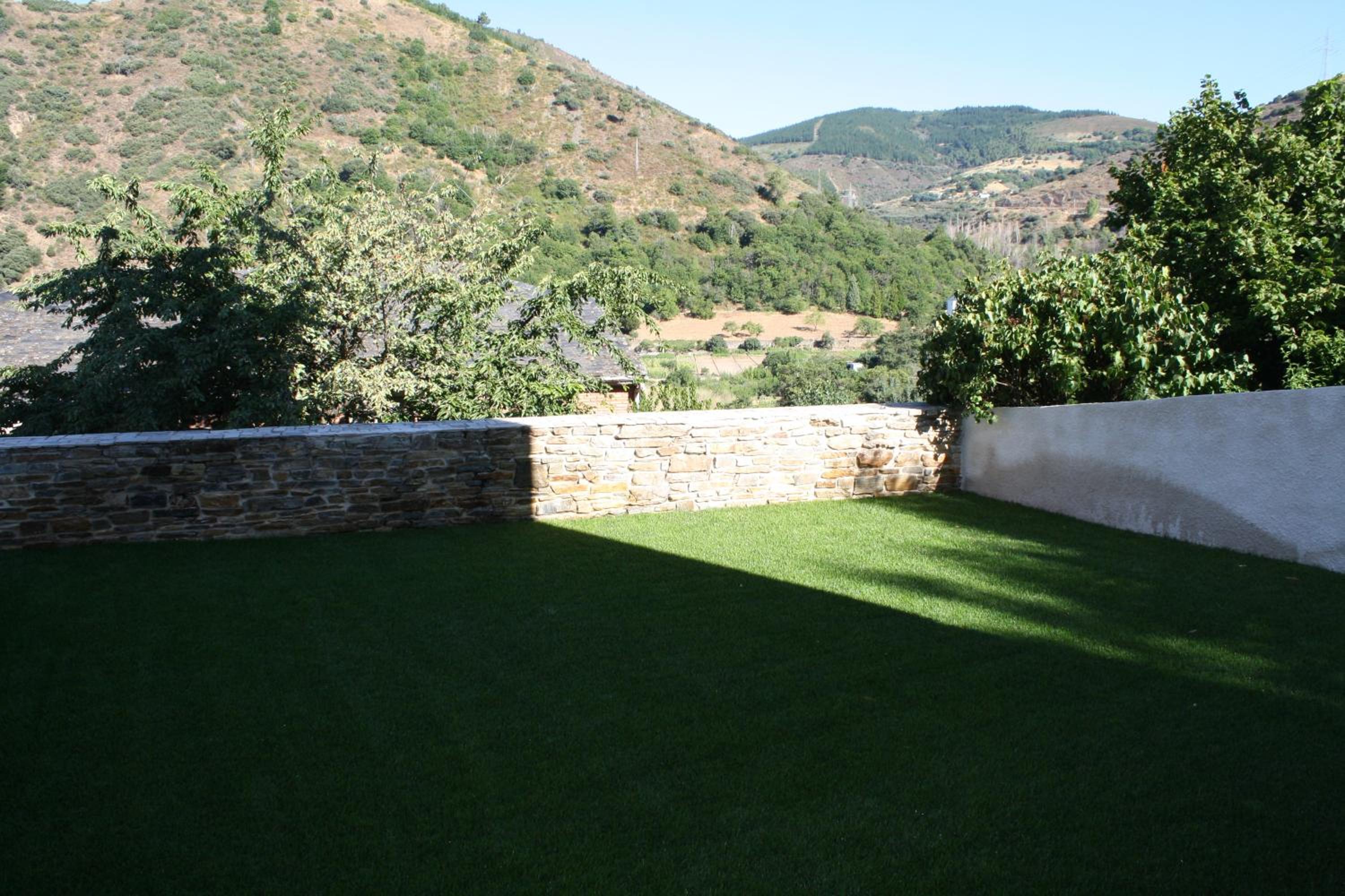Hostal Tres Campanas