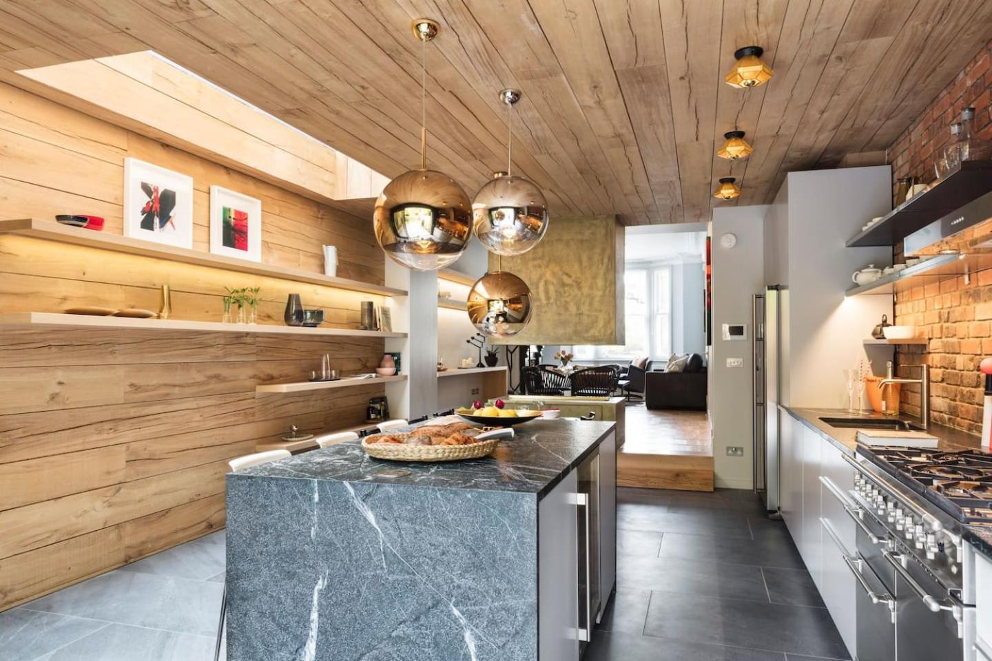 Contemporary Boutique Residence