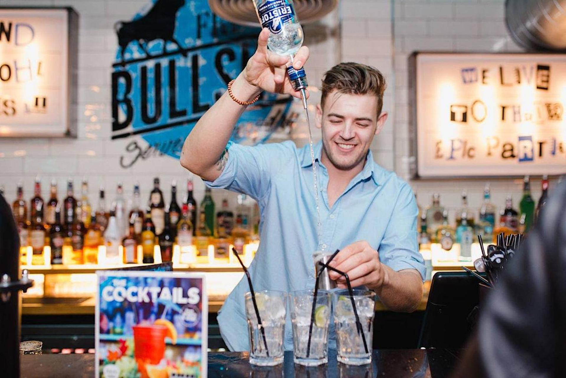 bar