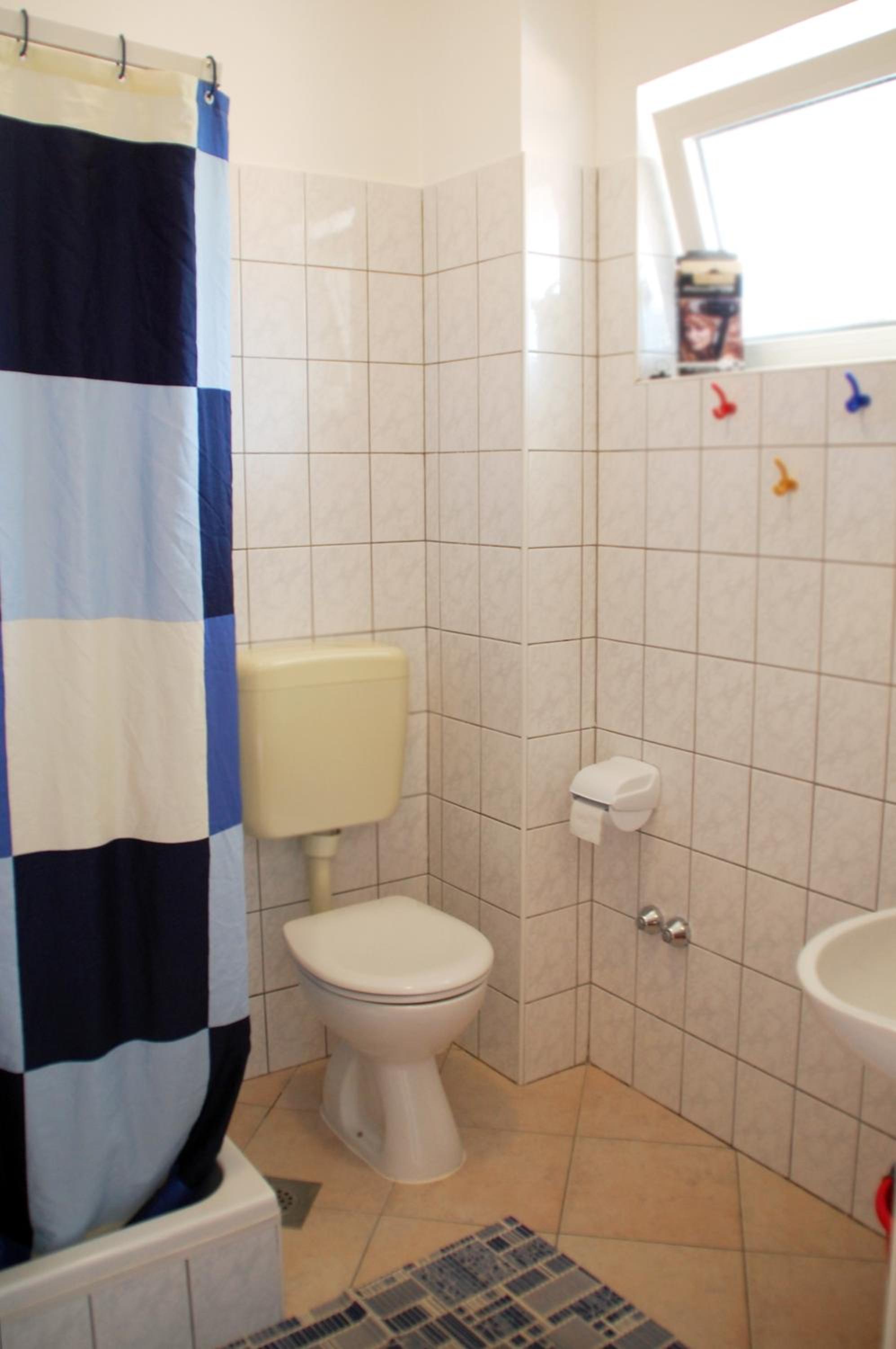 Photo 38