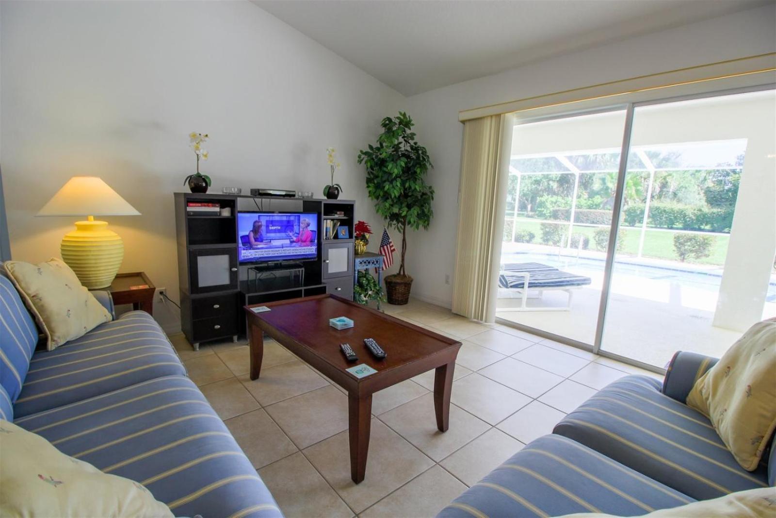 Pool home close to golf and Nature - Comfort - 4 bedroom view 3