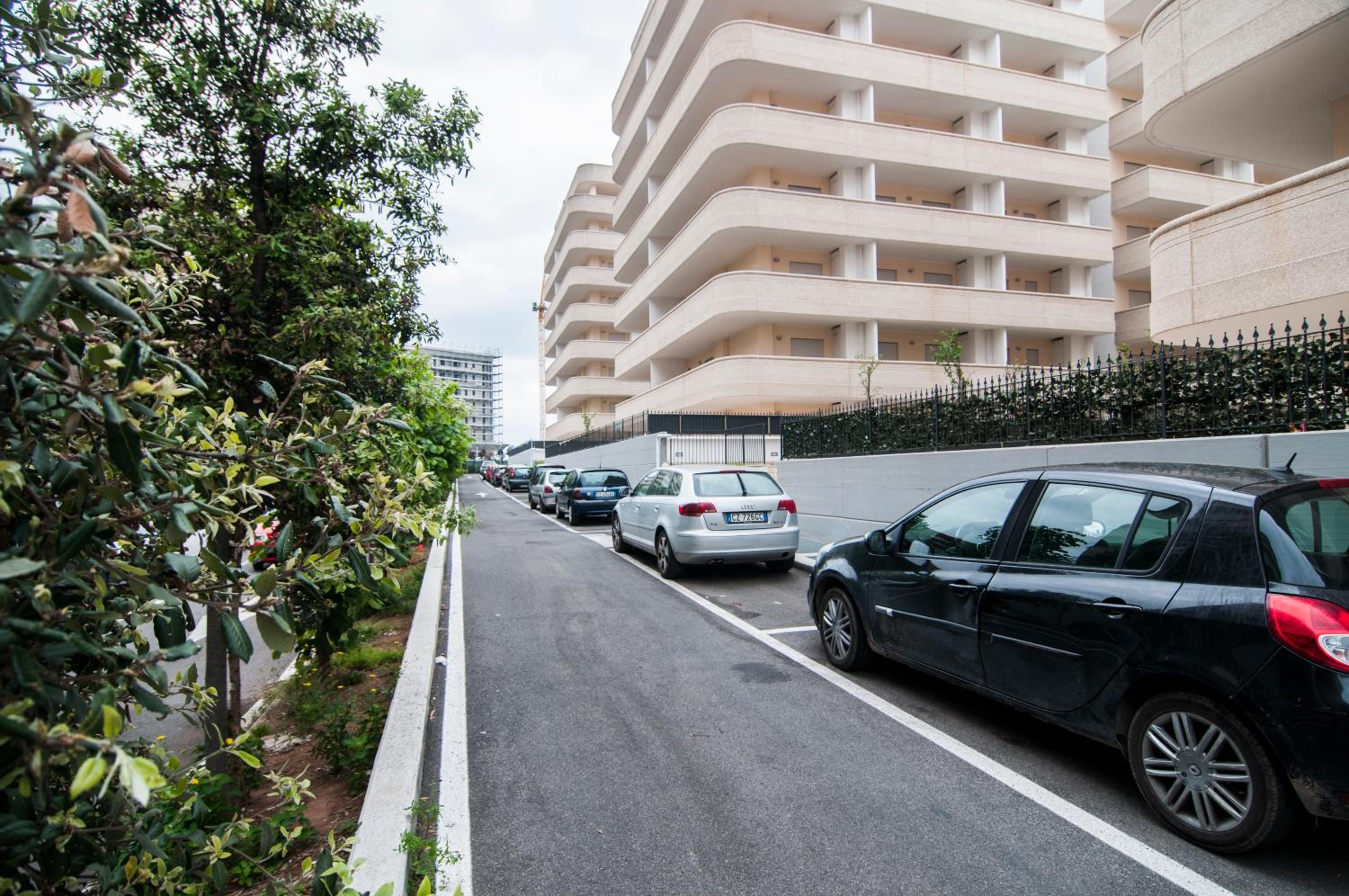 GuestHost - Fonte Laurentina Apartments