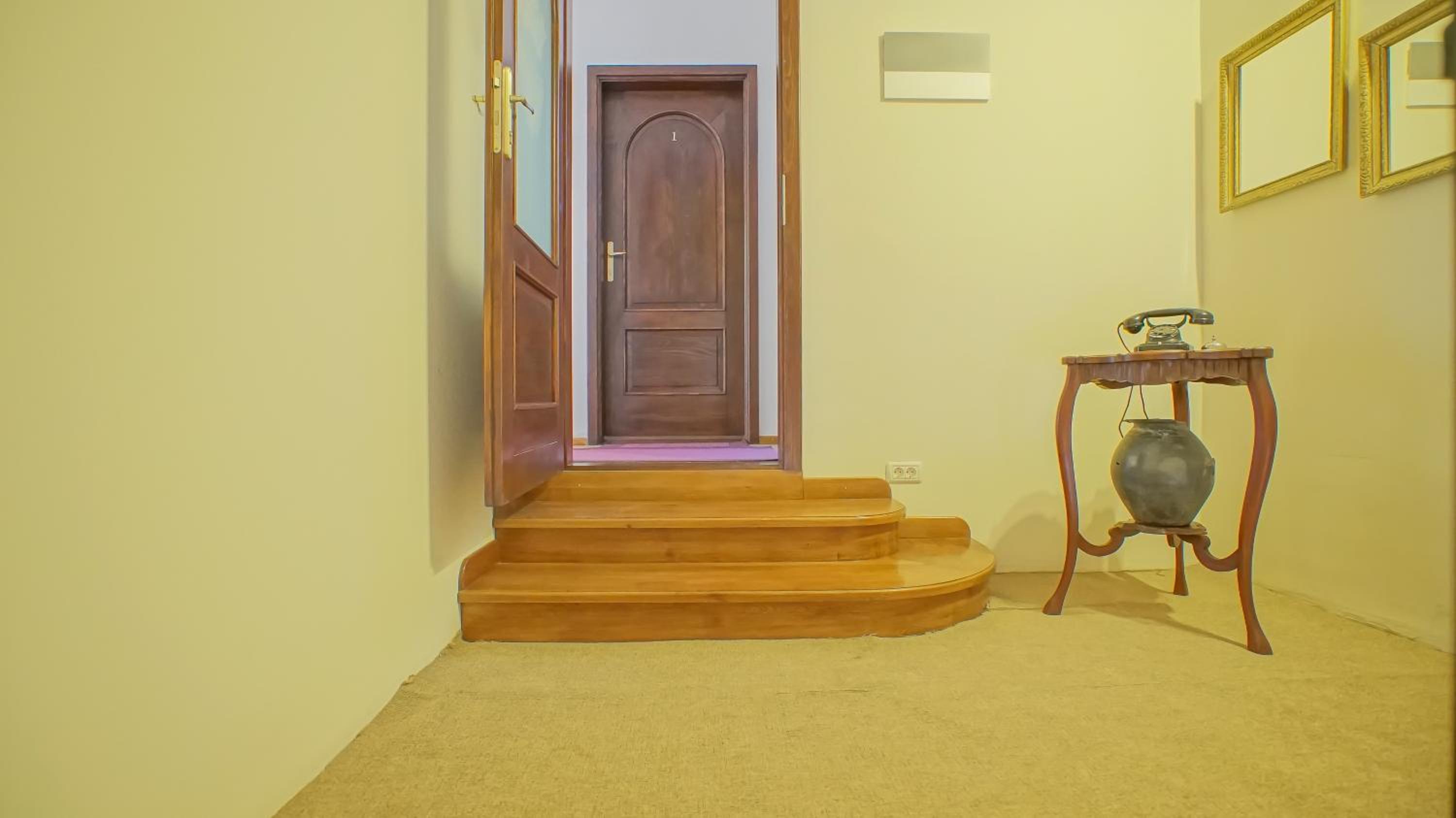 Baiulescu apartments view 2