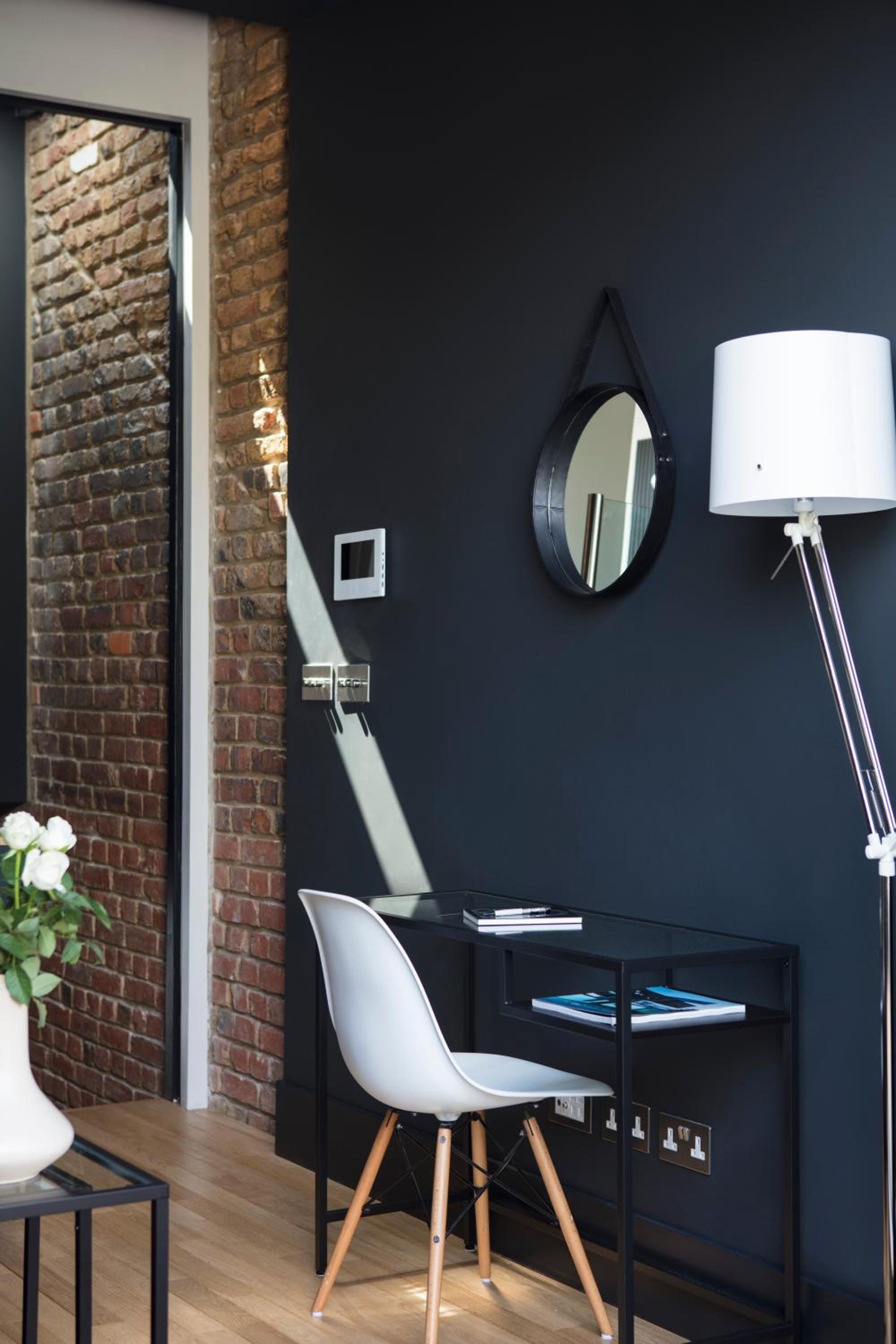 Contemporary Boutique Residence