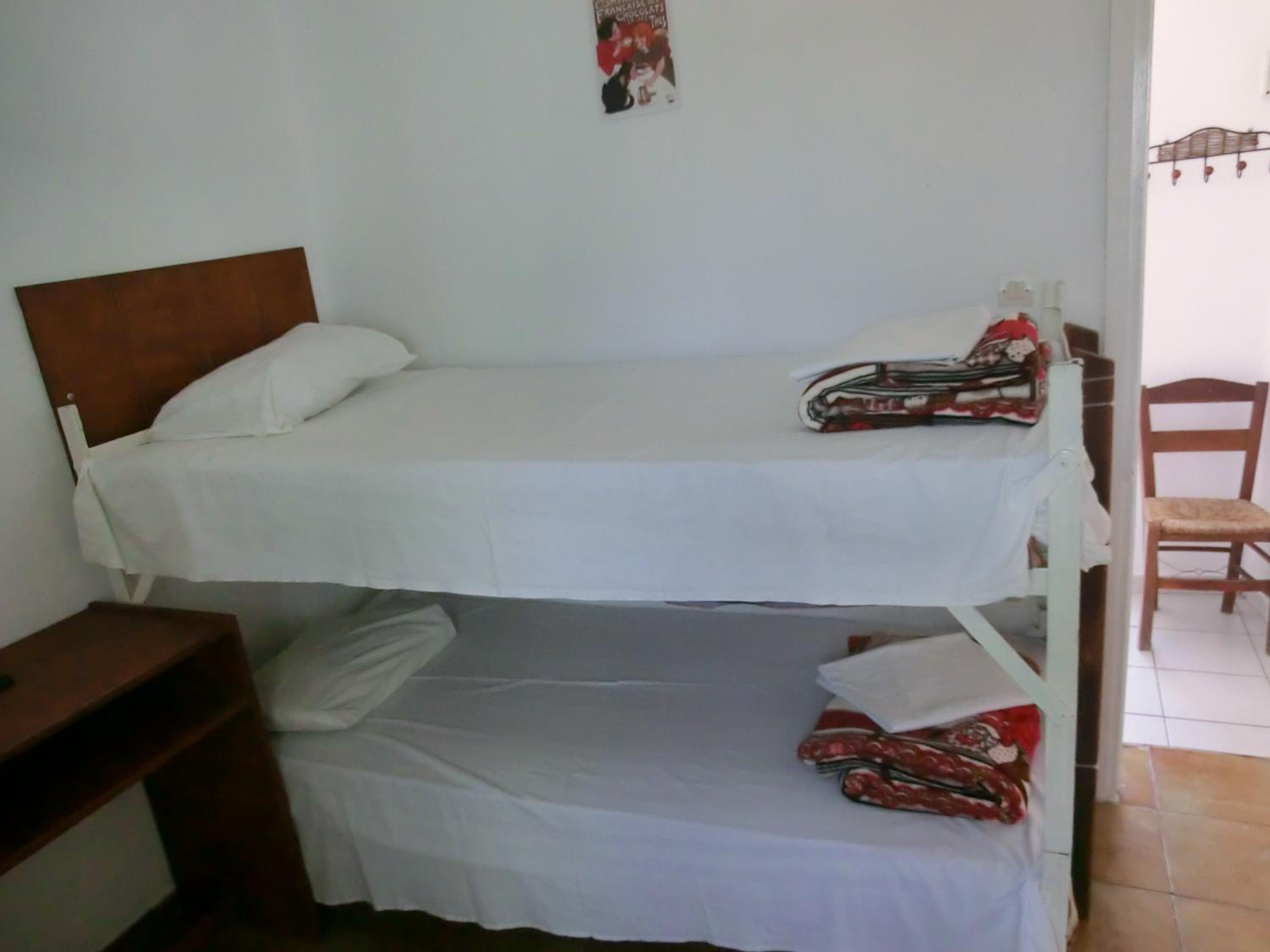 Santorini Camping & Hostel