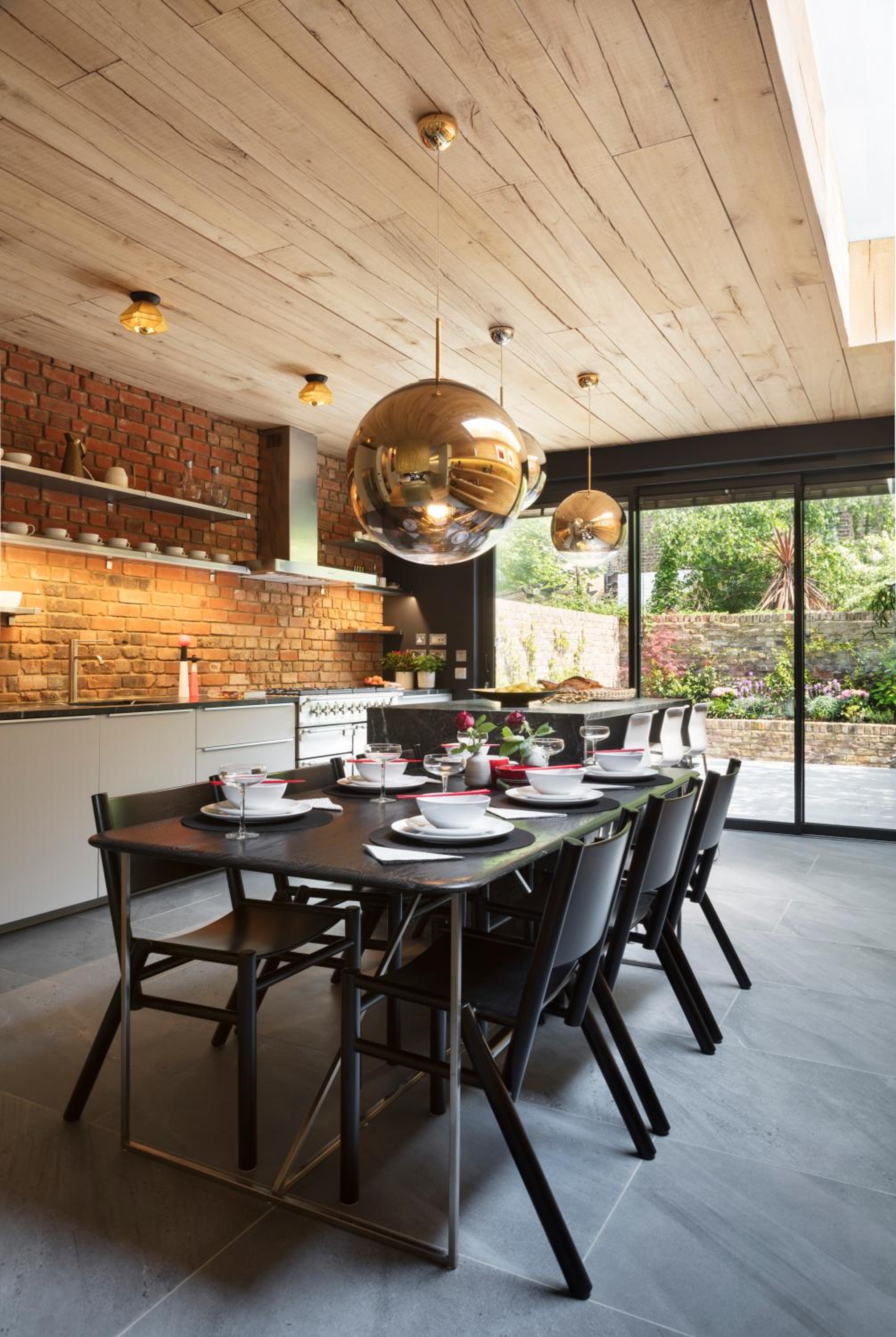 Contemporary Boutique Residence
