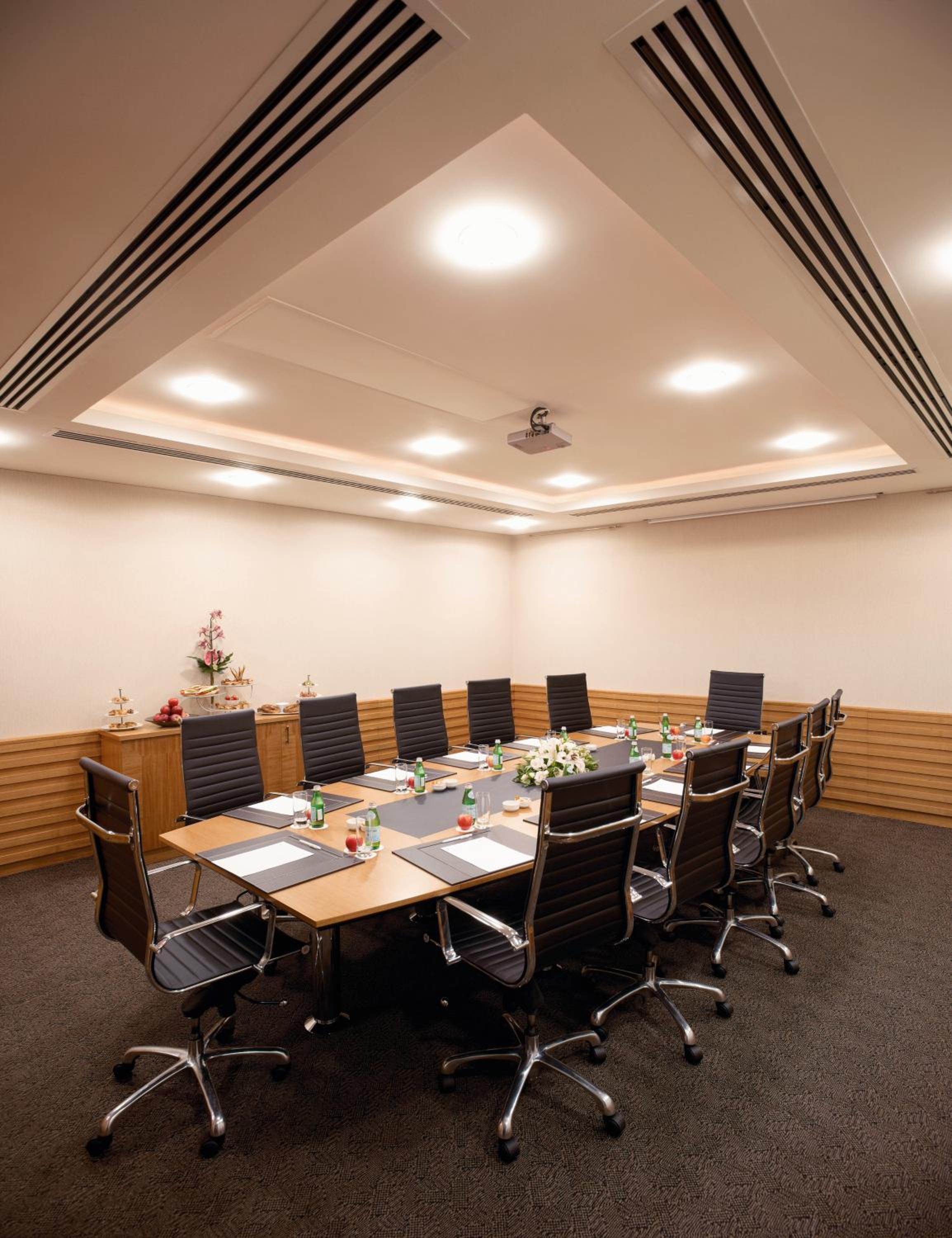 Mövenpick Hotel Izmir - Image 48