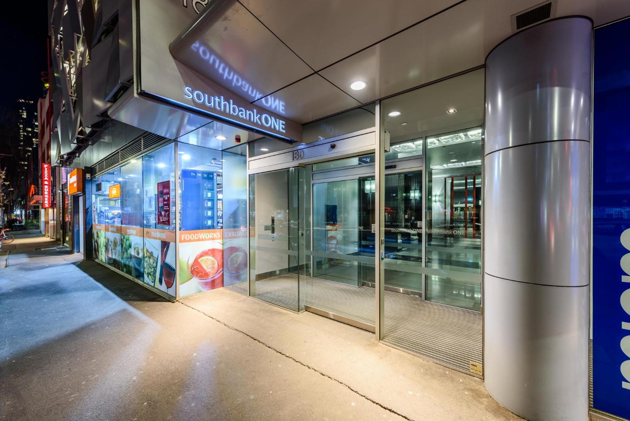 Exclusive Stays - SouthbankONE