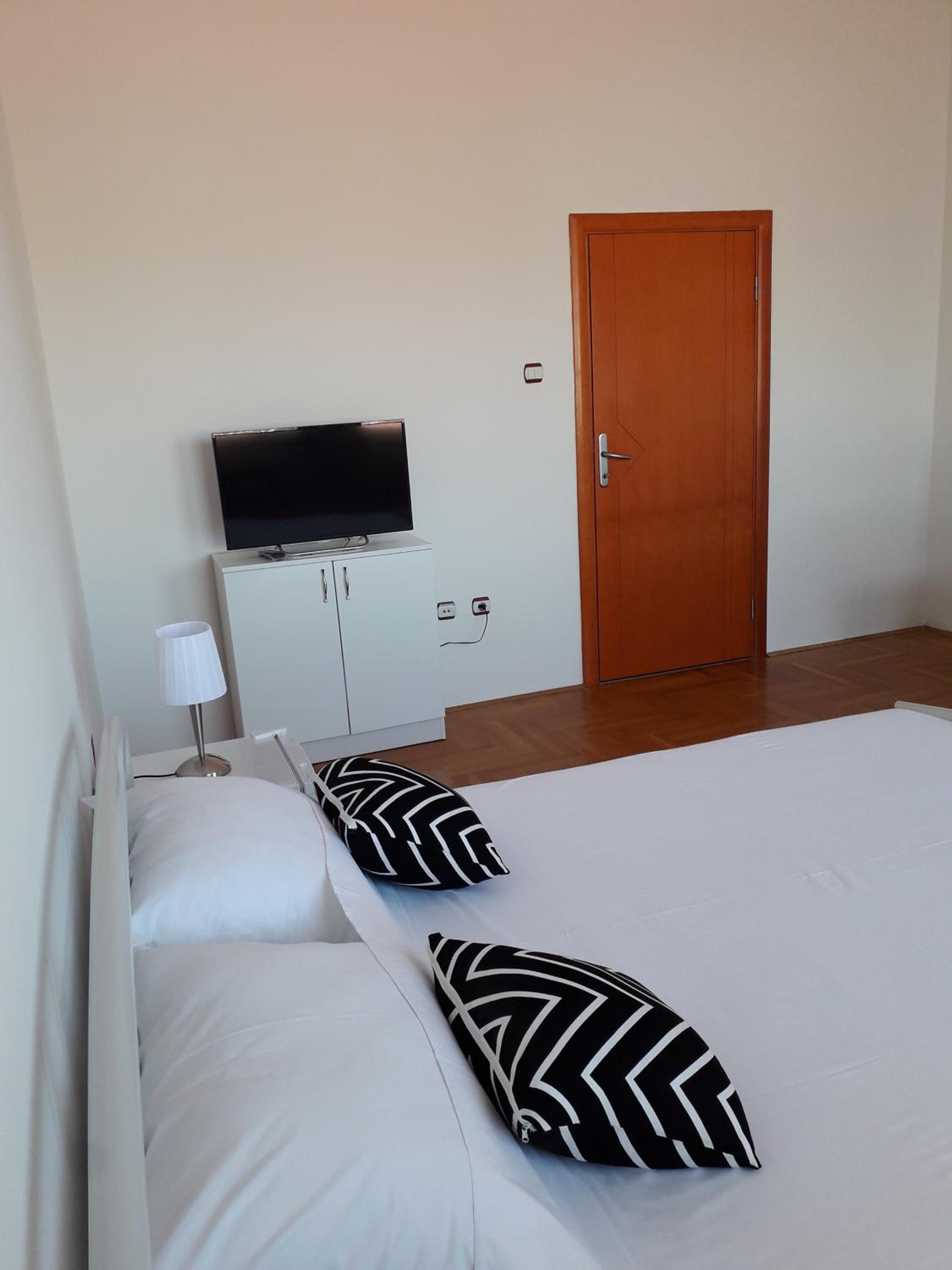 Apartman Dunja NS 2 view 2