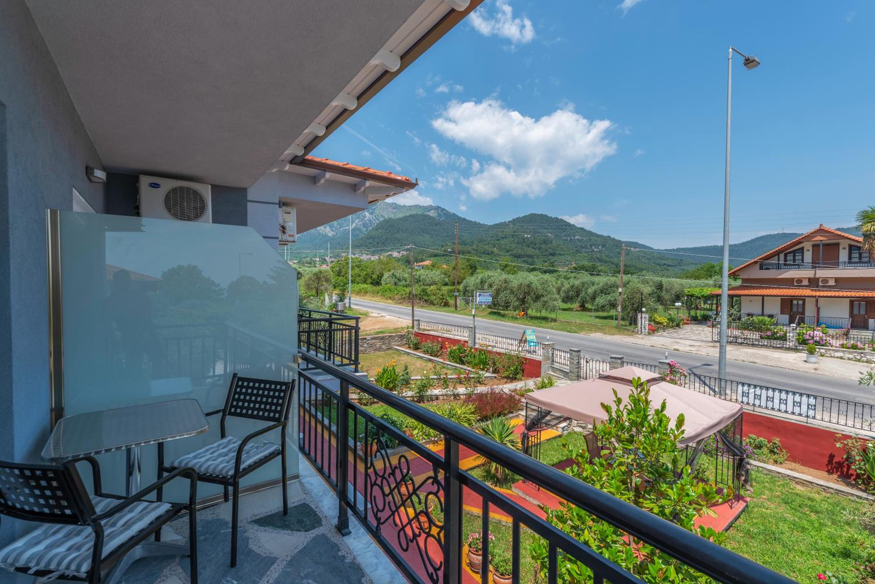 Katerina Rooms & Apartments view 4