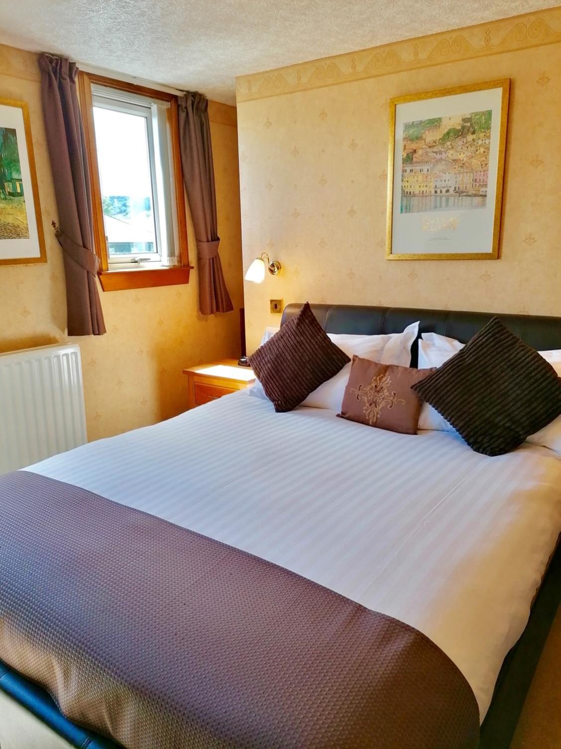 Lyndon Guest House view 4