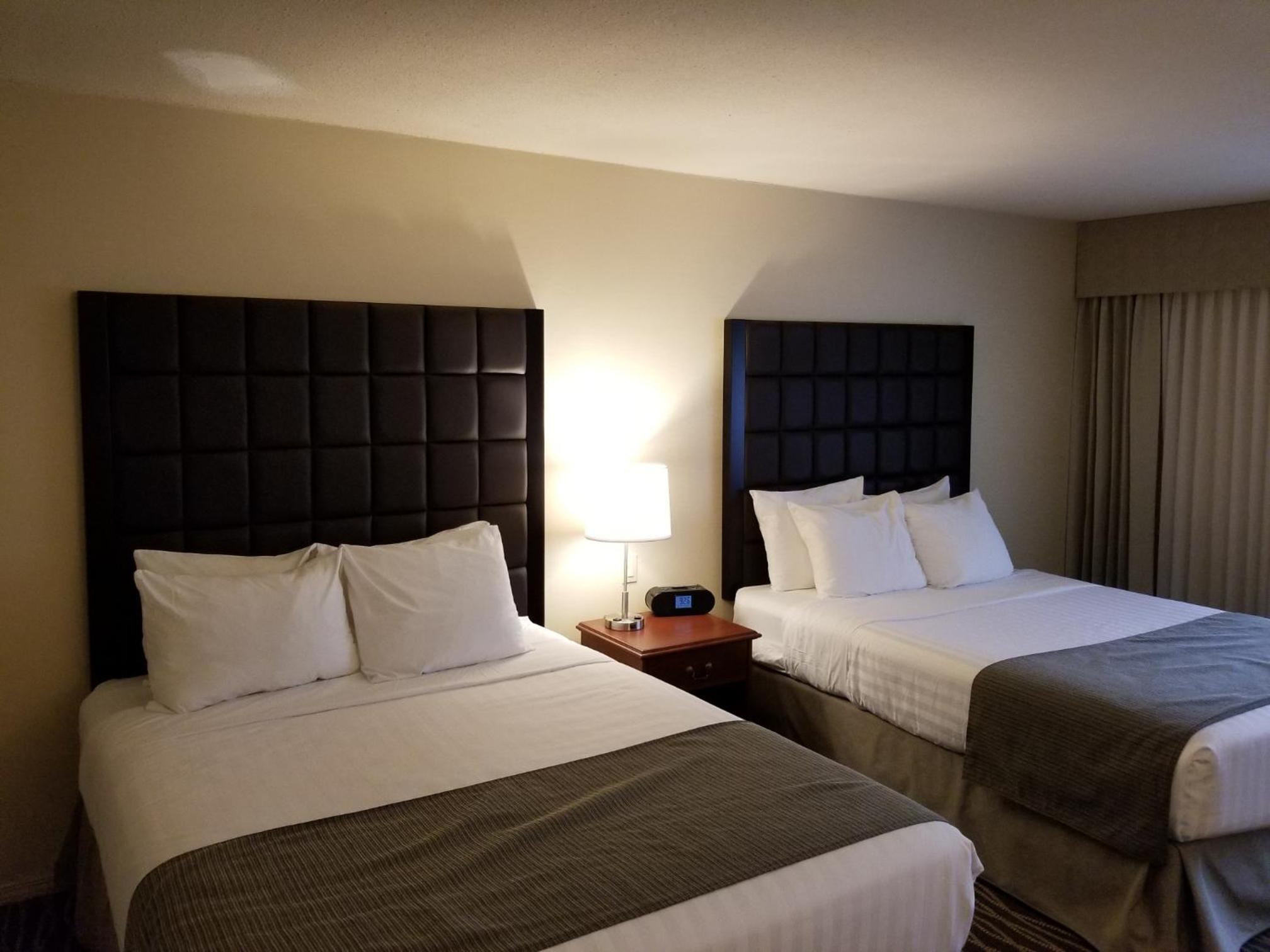 Vernon Vacations - Prestige Vernon Lodge - Property Image 36