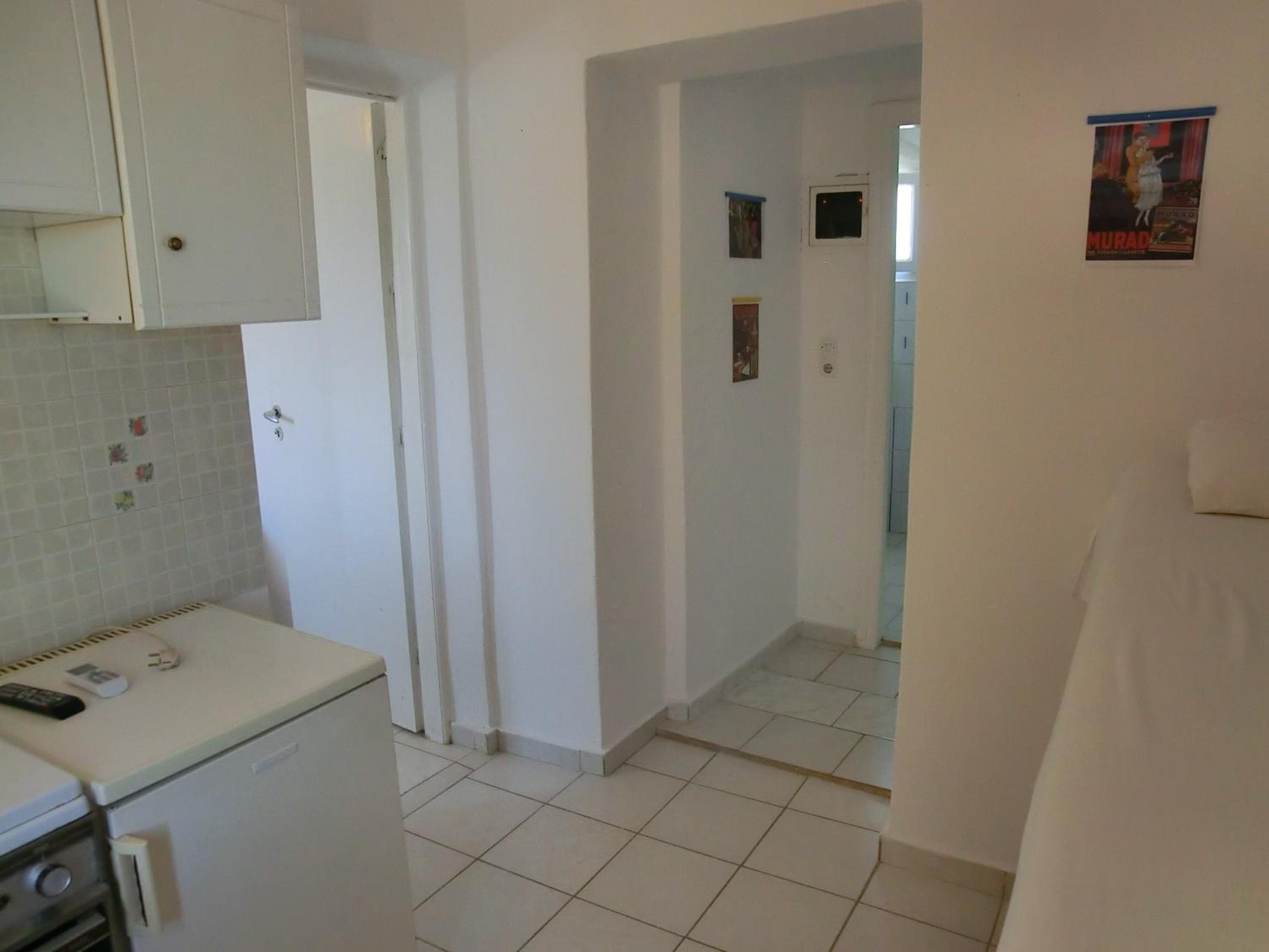 Santorini Camping & Hostel