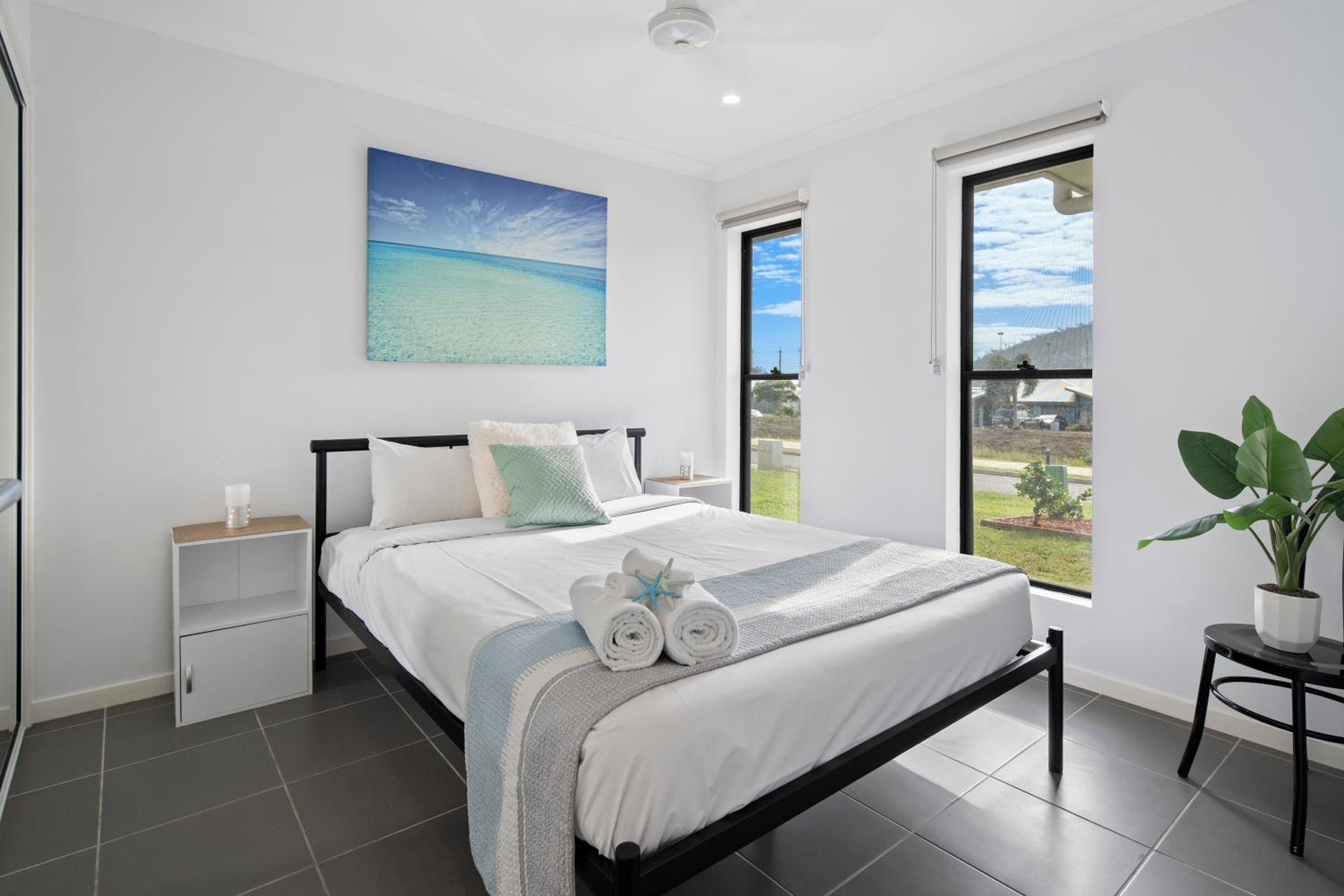 Whitsundays Paradise by the Port KIDS STAY FREE view 2