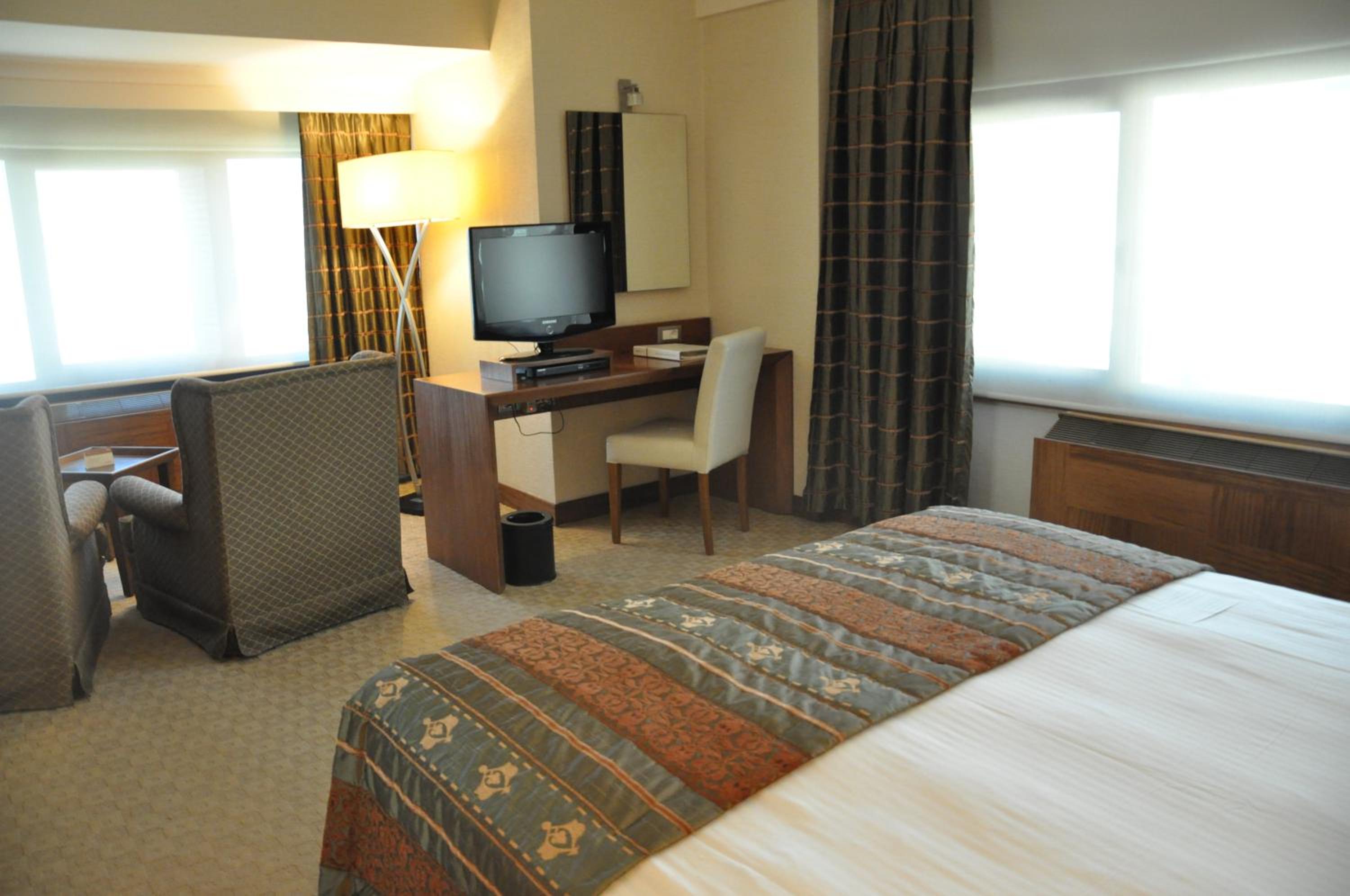 Mövenpick Hotel Izmir - Image 37