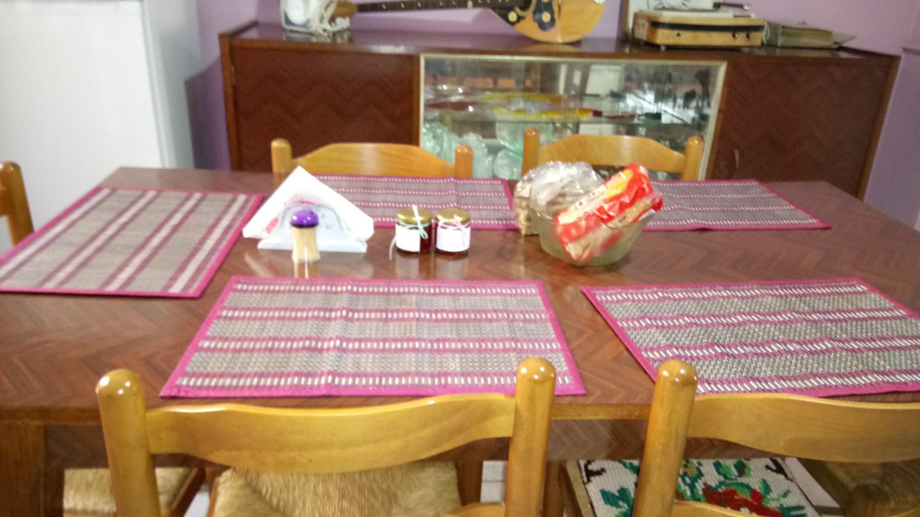 Sitzanaki Home