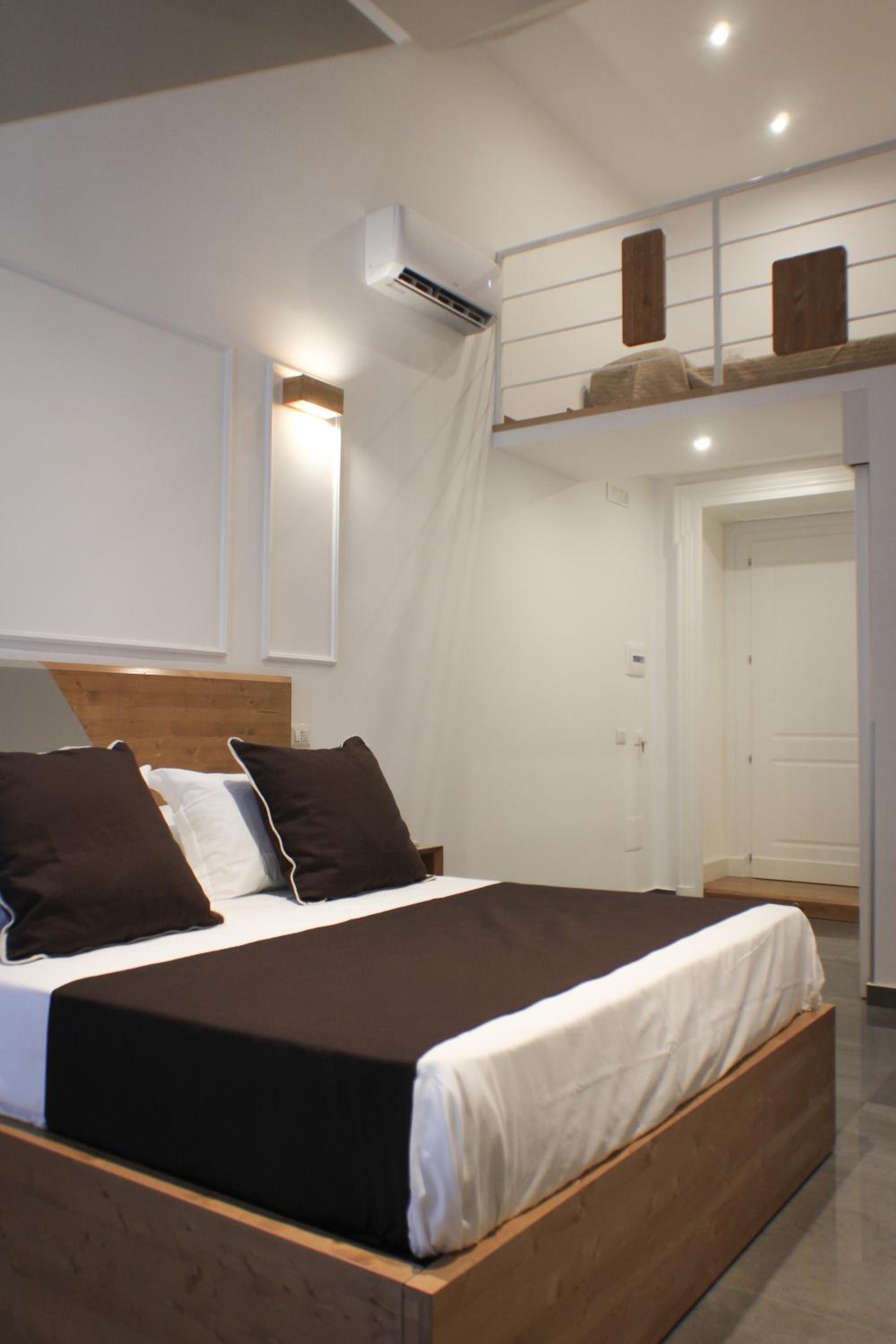 Be Italian Flat Piazza Bovio 22