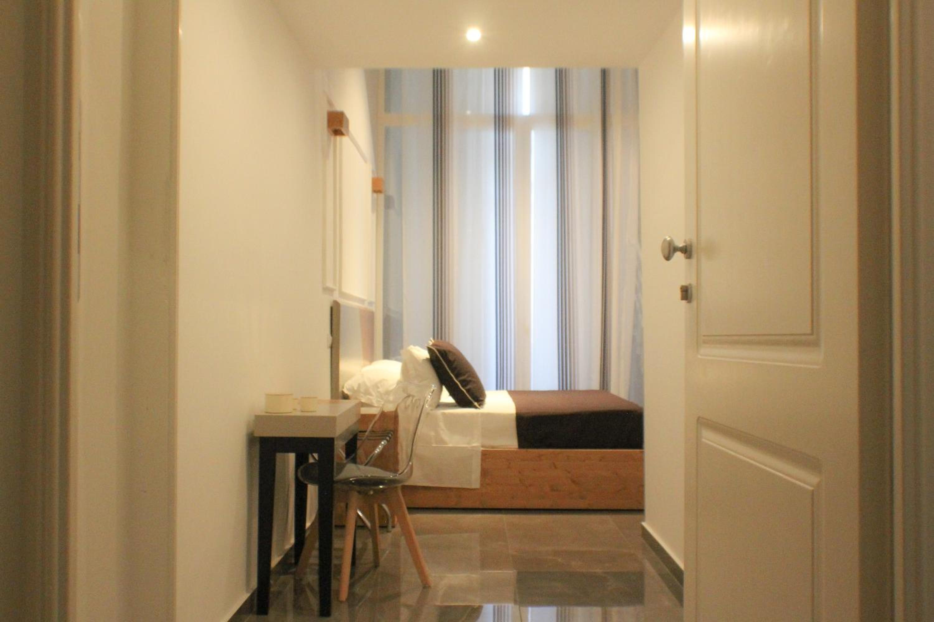 Be Italian Flat Piazza Bovio 22