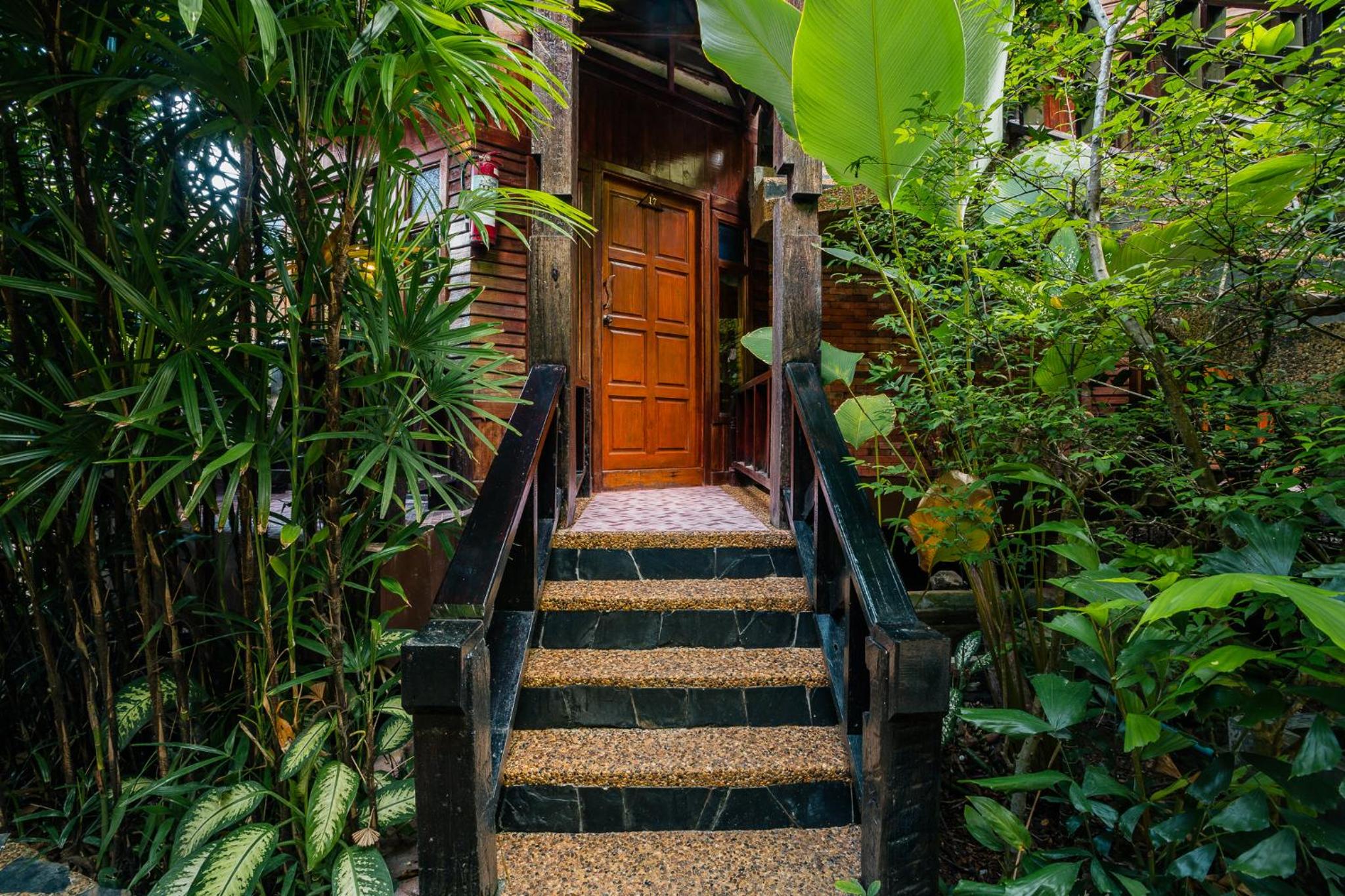 Hotel Phu Pha Aonang Resort & Spa - Image 1