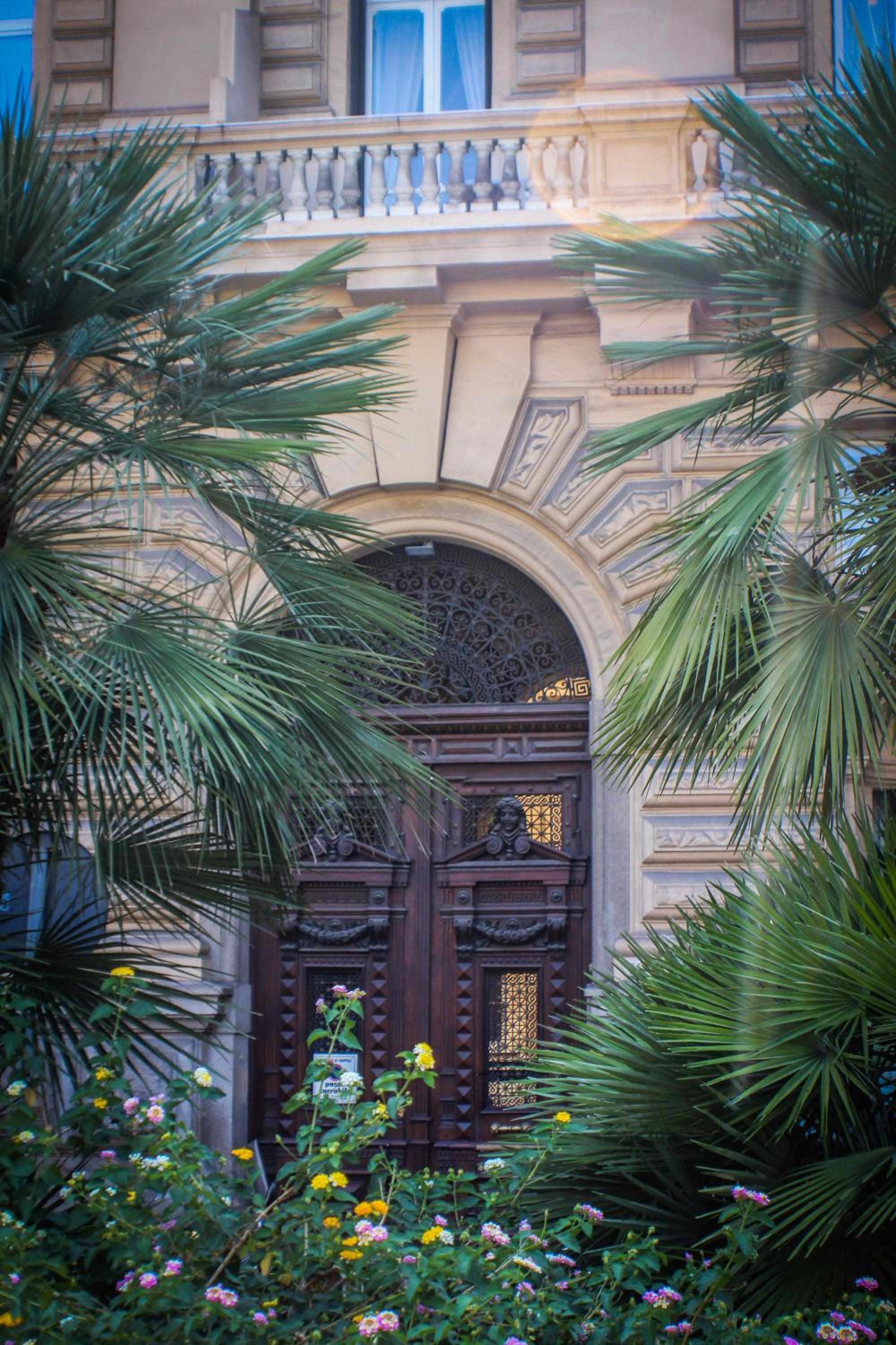 Be Italian Flat Piazza Bovio 22