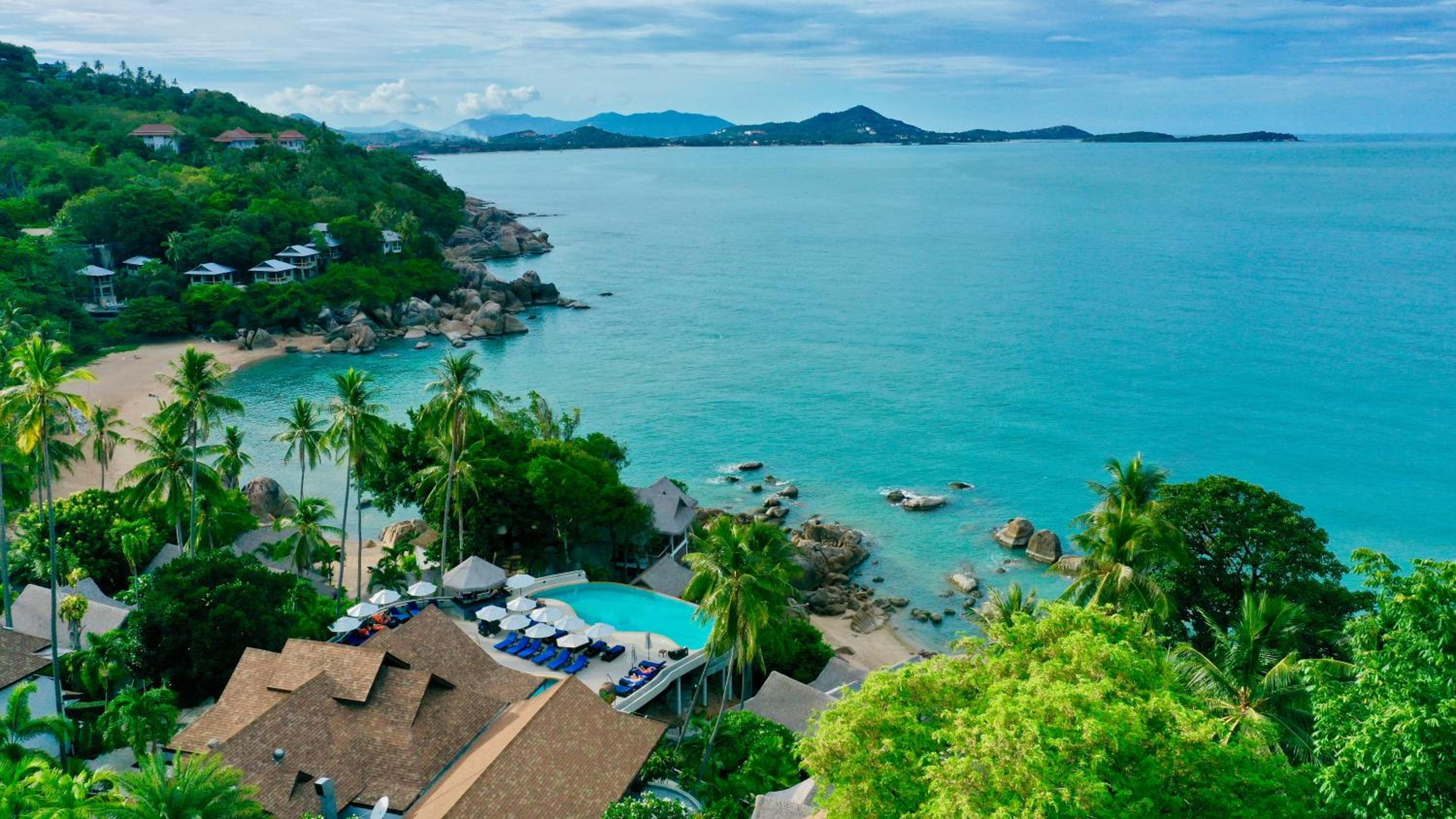 Coral Cliff Beach Resort Samui - SHA Plus