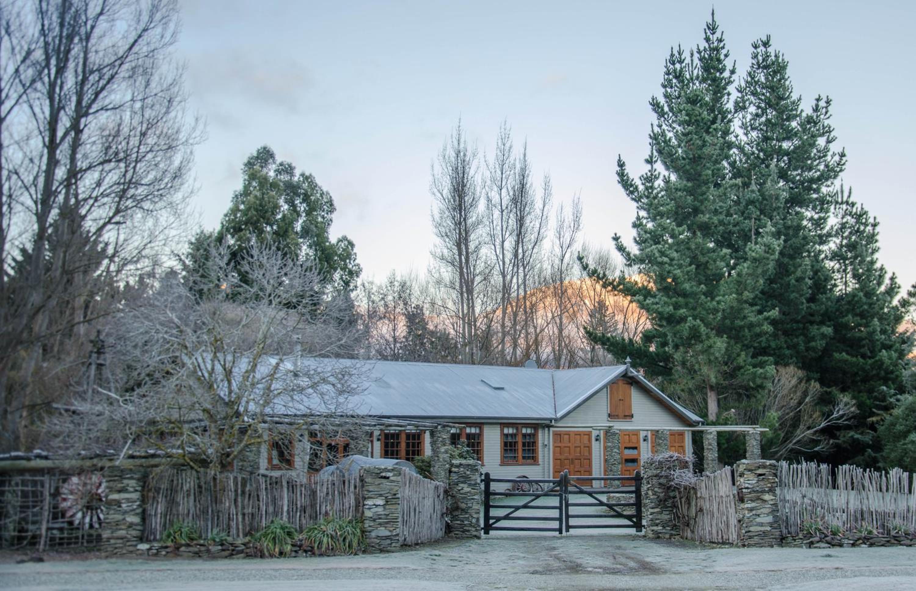 Mataura Lodge Athol view 3