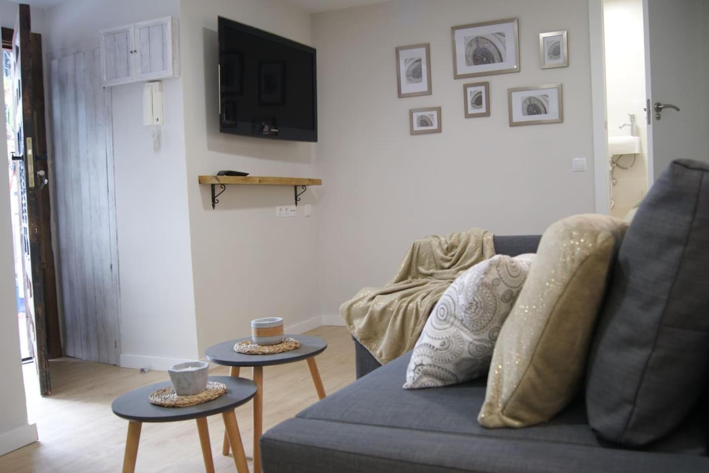 Apartamento Ilarcuris con patio privado