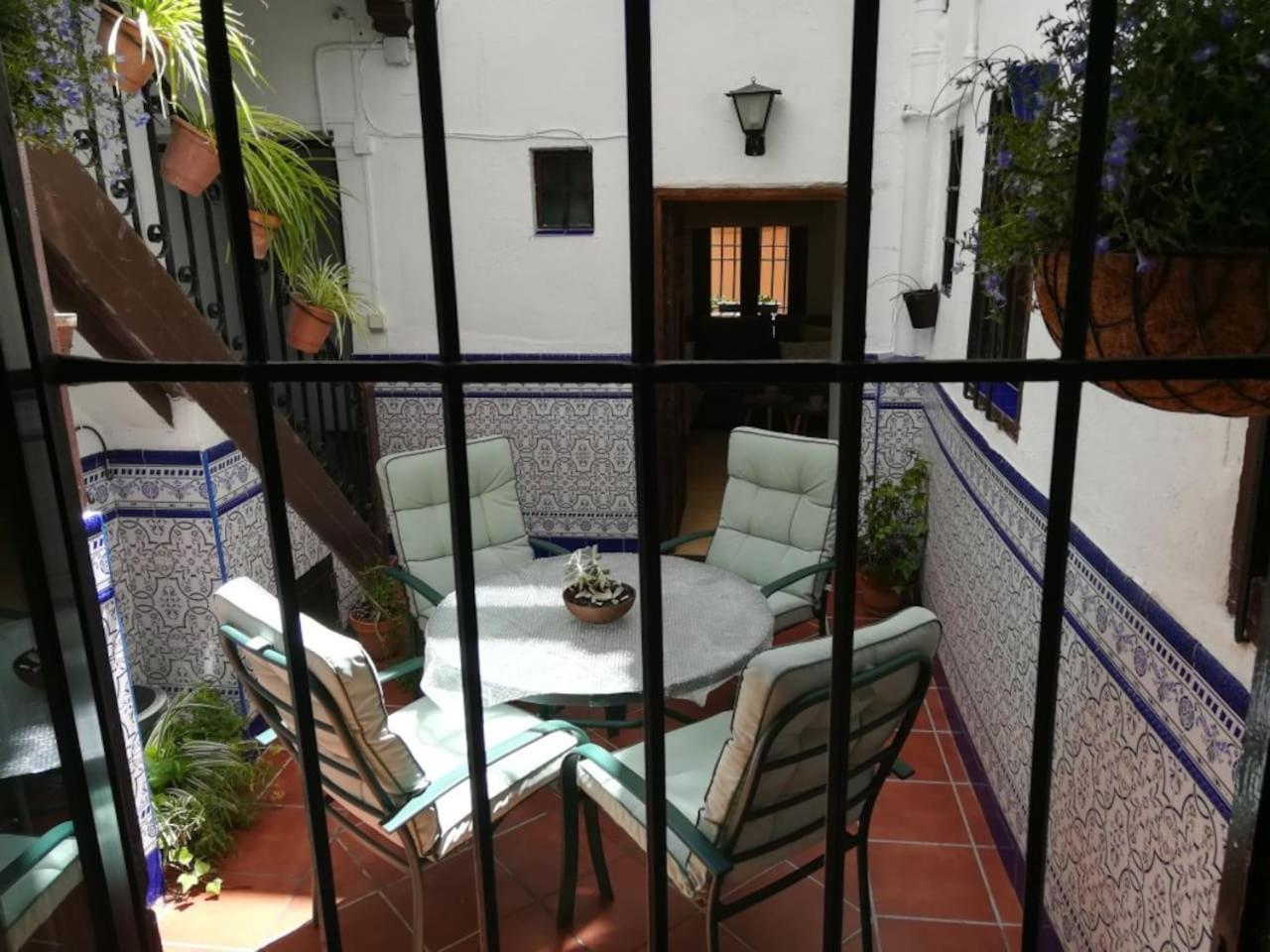 Apartamento Ilarcuris con patio privado