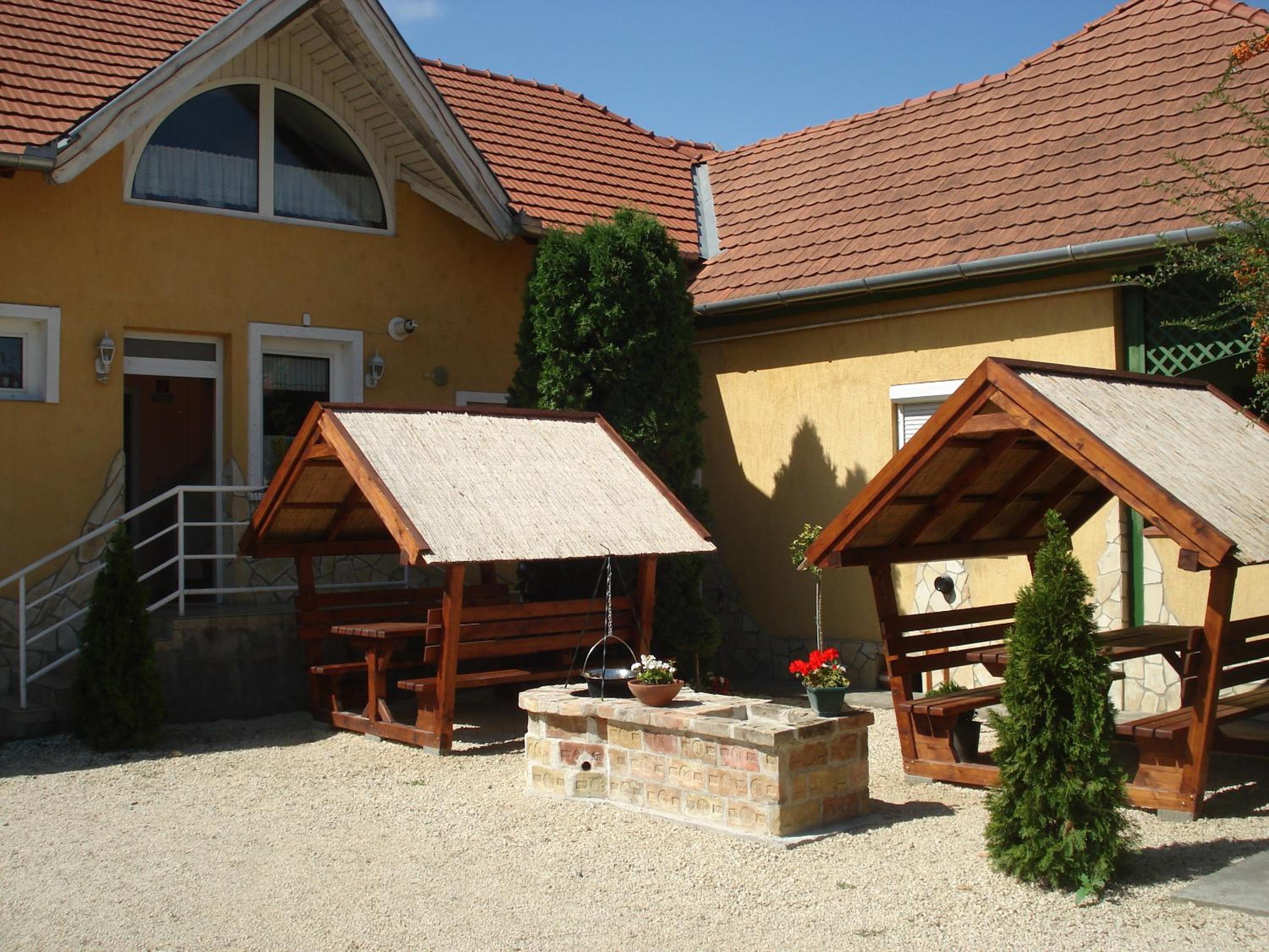 Viola Vendégház view 4