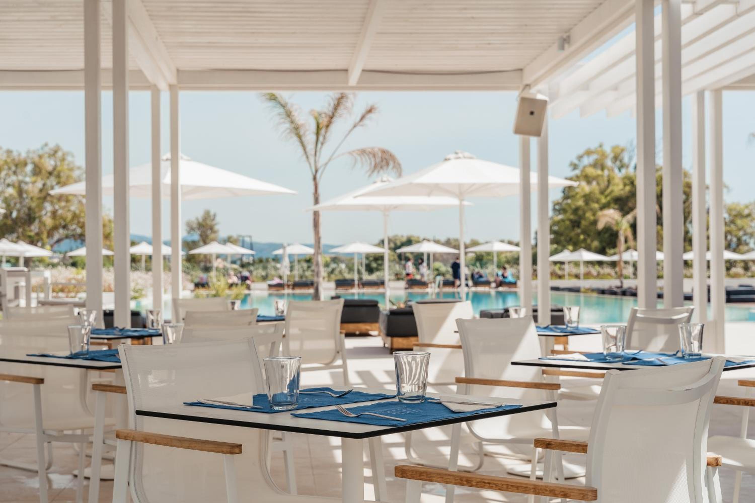 Gennadi Grand Resort 38