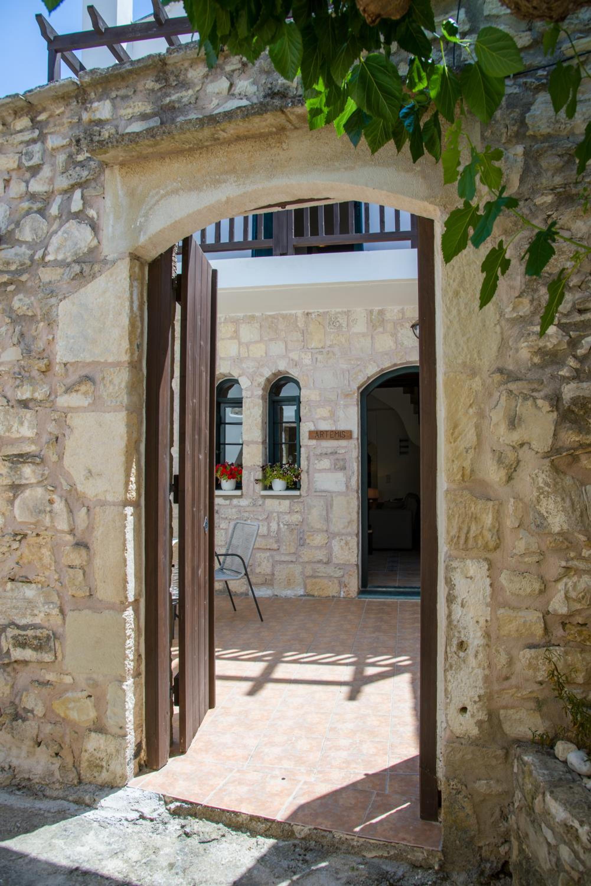 Photo 35