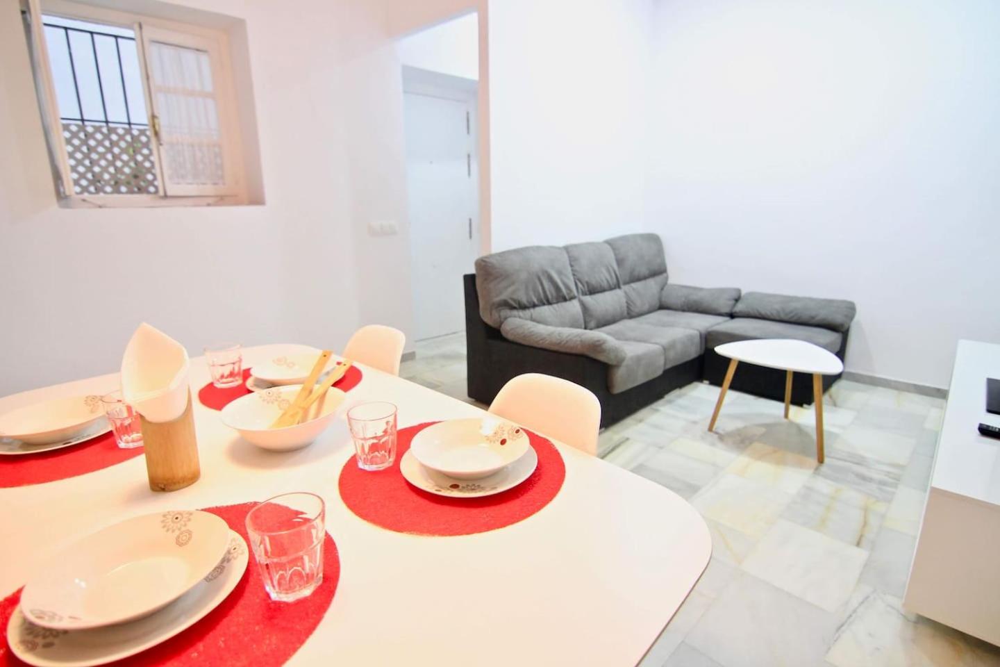 Apartamento MONÍSIMO en el corazón de CÁDIZ