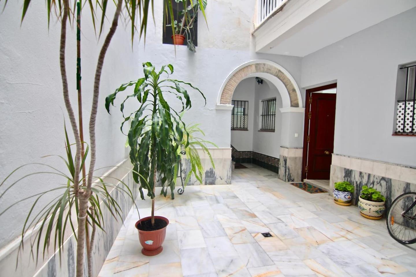 Apartamento MONÍSIMO en el corazón de CÁDIZ