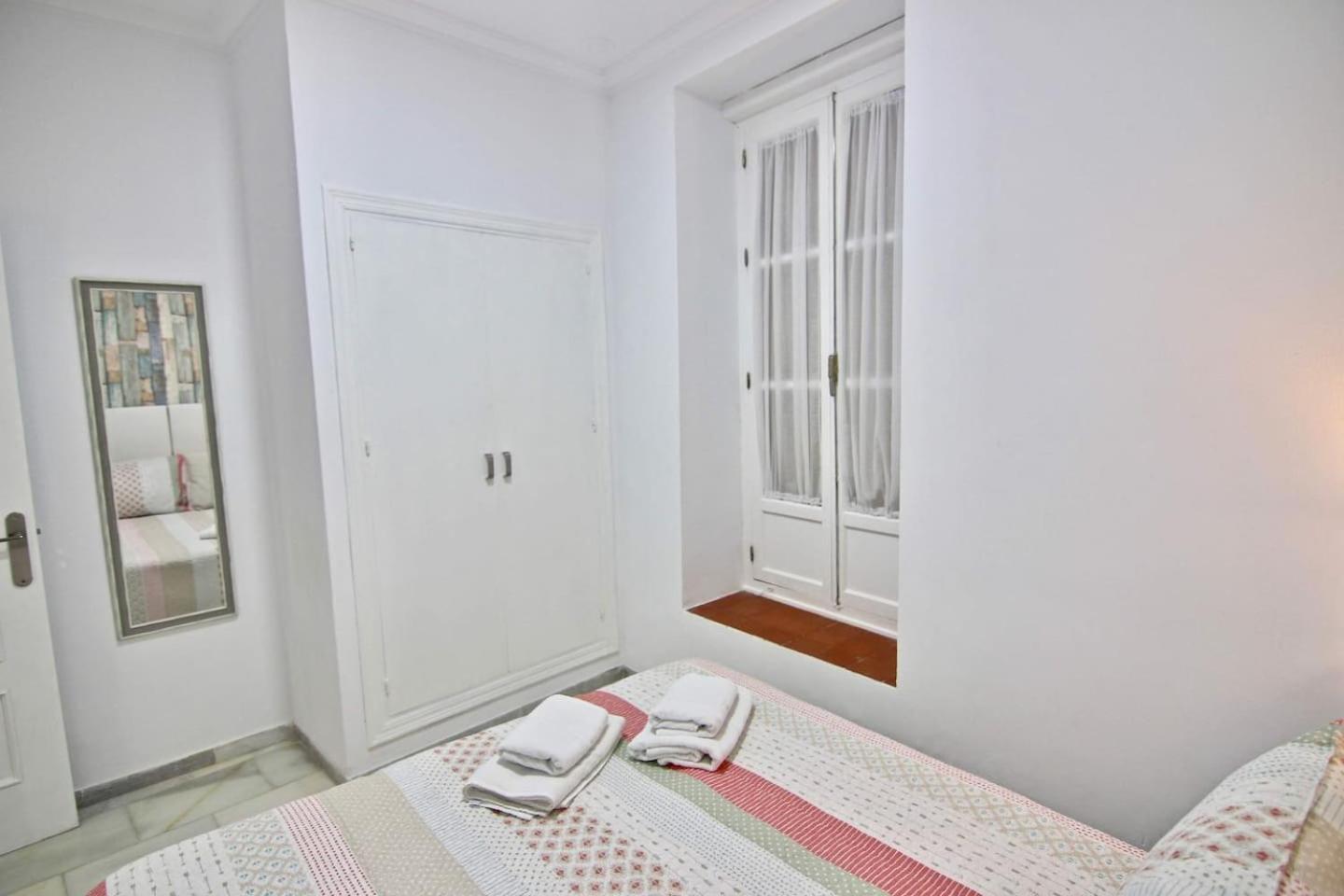 Apartamento MONÍSIMO en el corazón de CÁDIZ